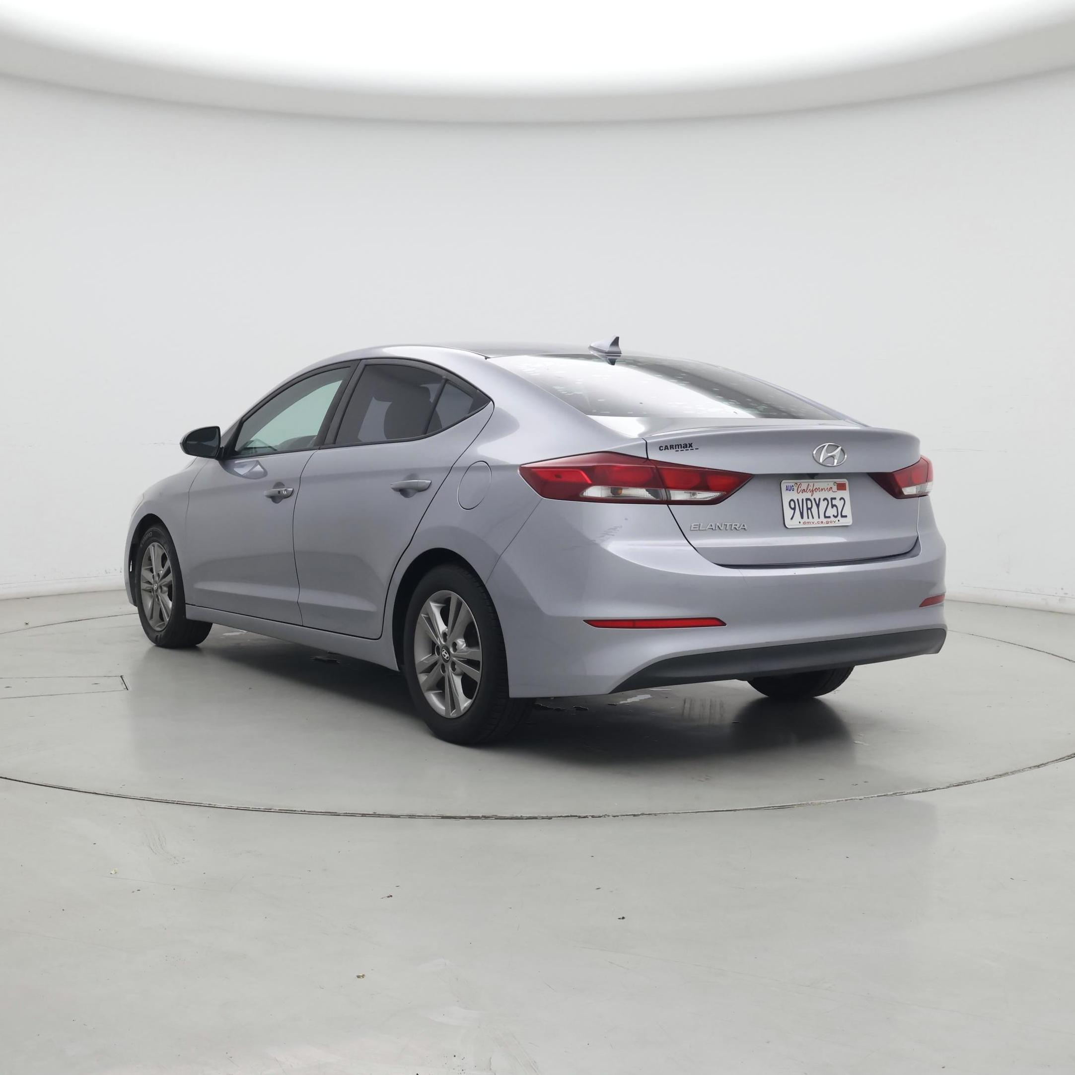 Thumbnail: 2017 Hyundai Elantra - 2