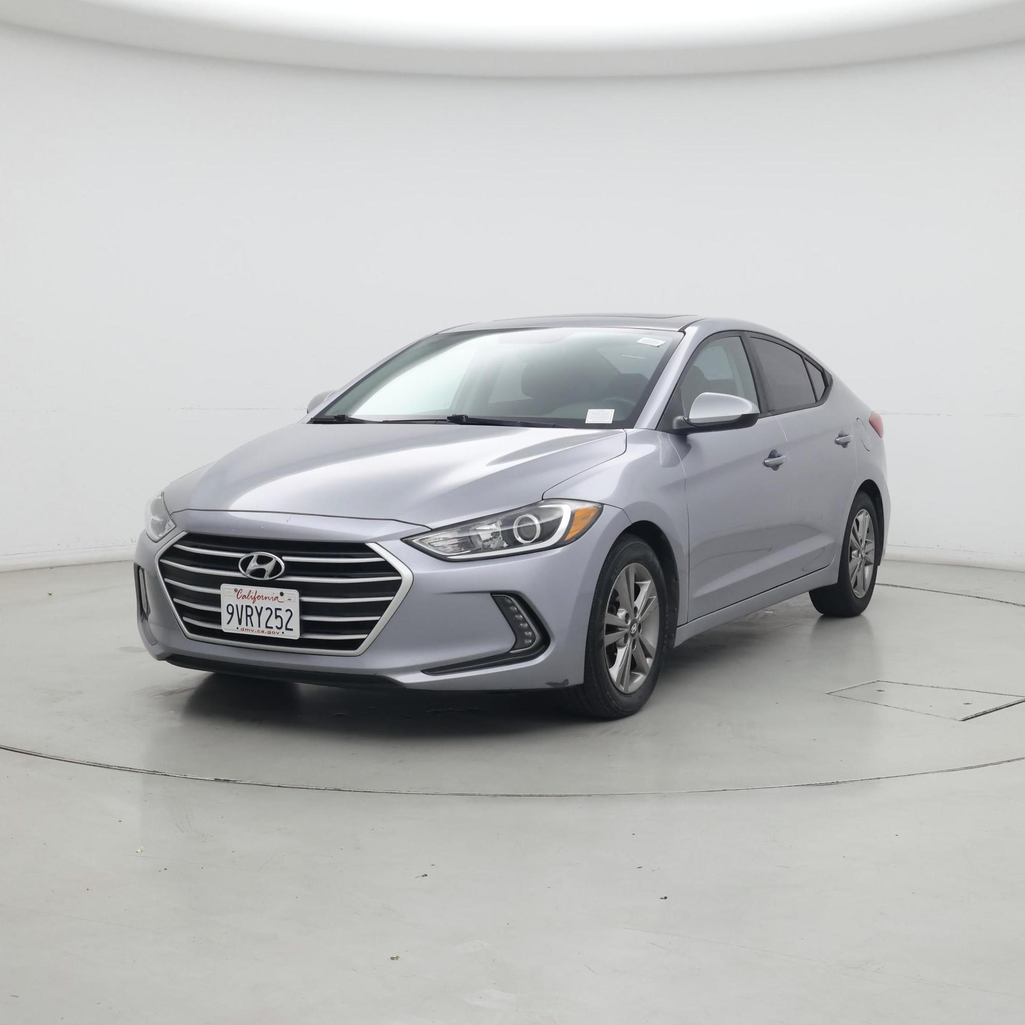 Thumbnail: 2017 Hyundai Elantra - 4