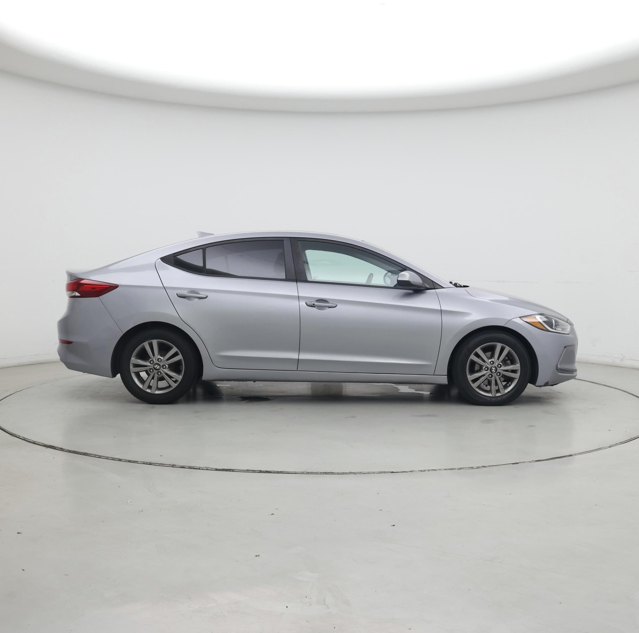 Thumbnail: 2017 Hyundai Elantra - 7