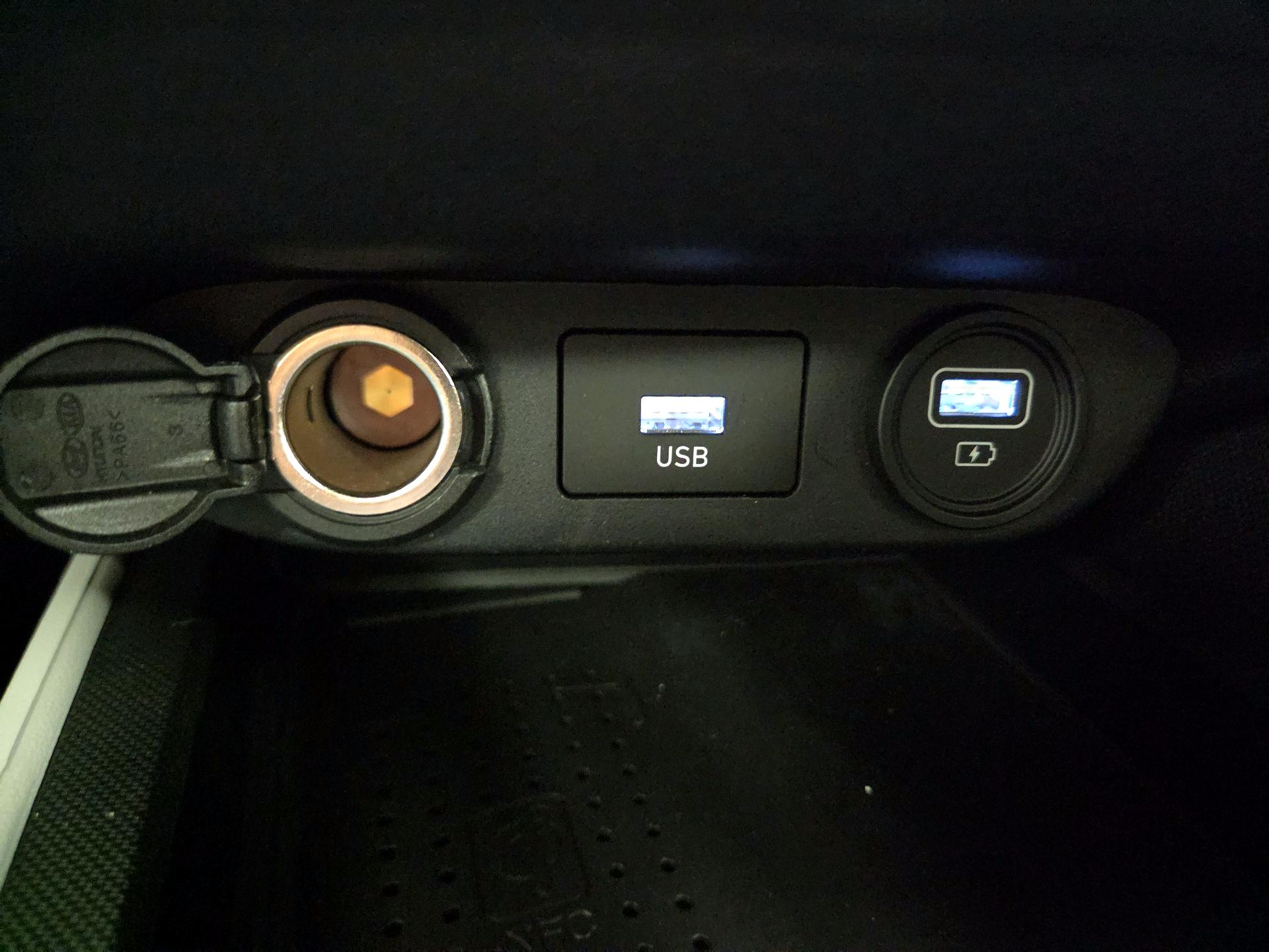 Thumbnail: 2023 Hyundai Elantra - 19