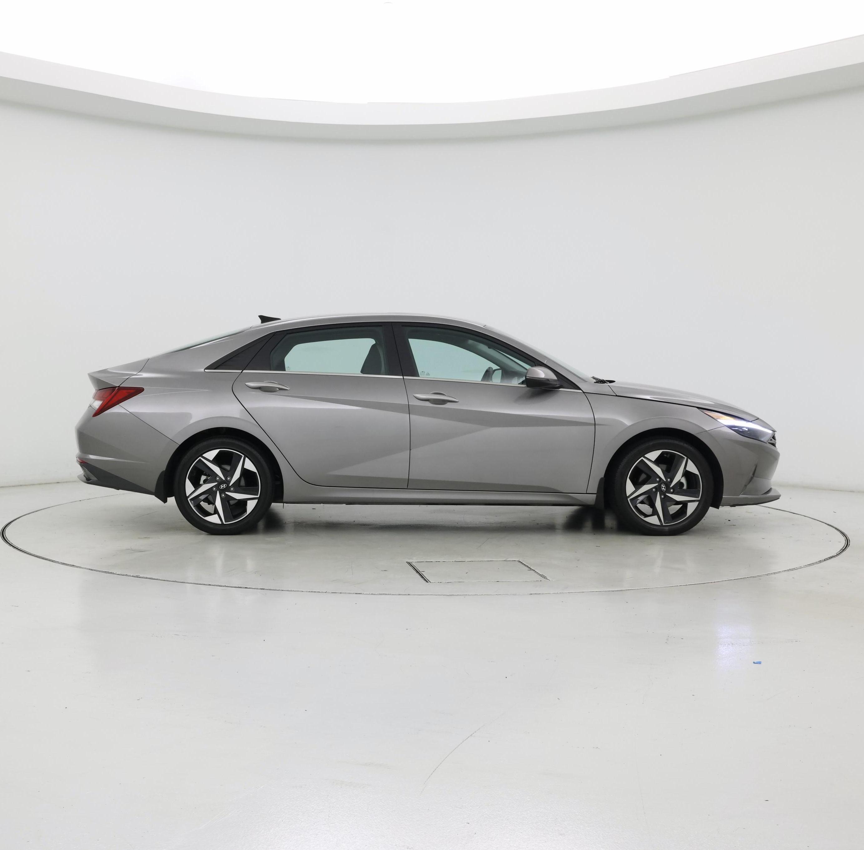 Thumbnail: 2023 Hyundai Elantra - 7