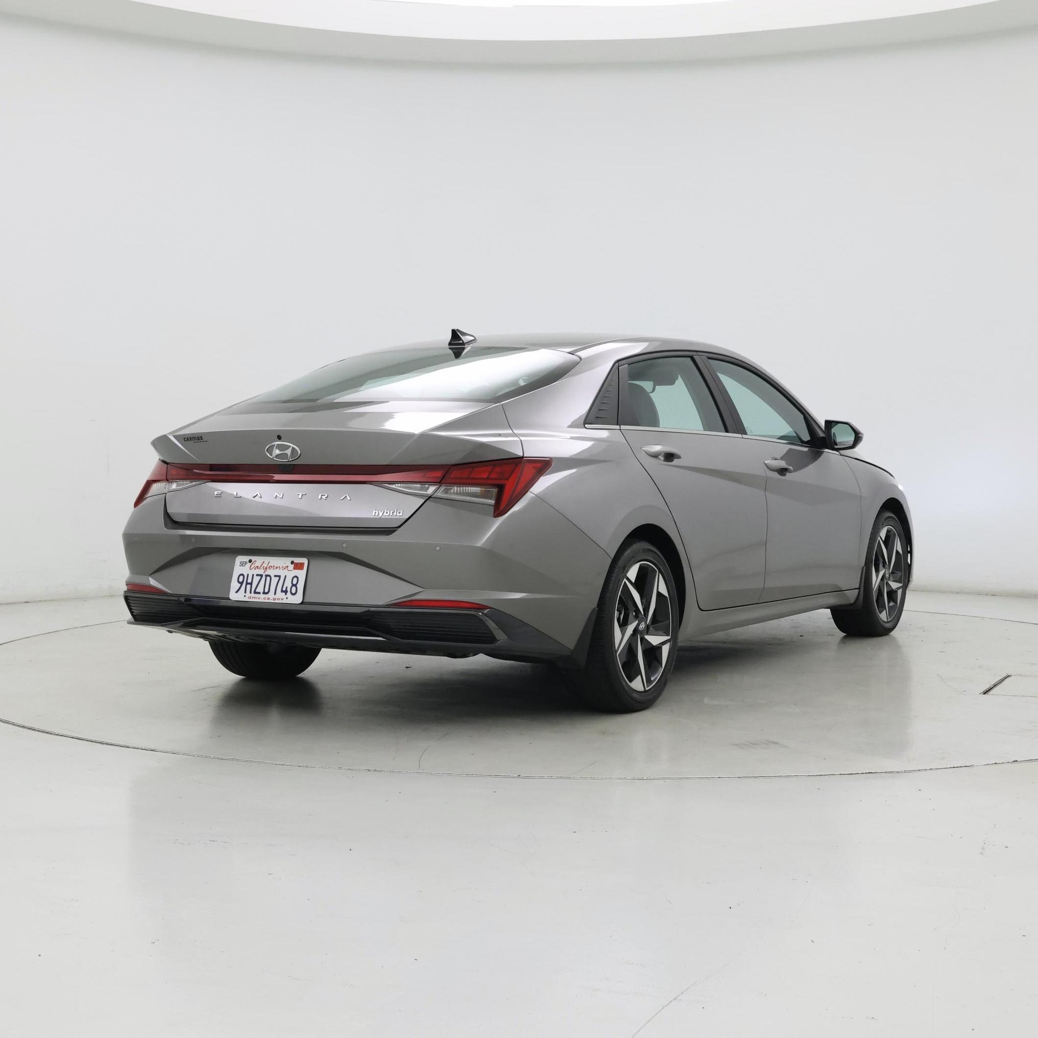 Thumbnail: 2023 Hyundai Elantra - 8