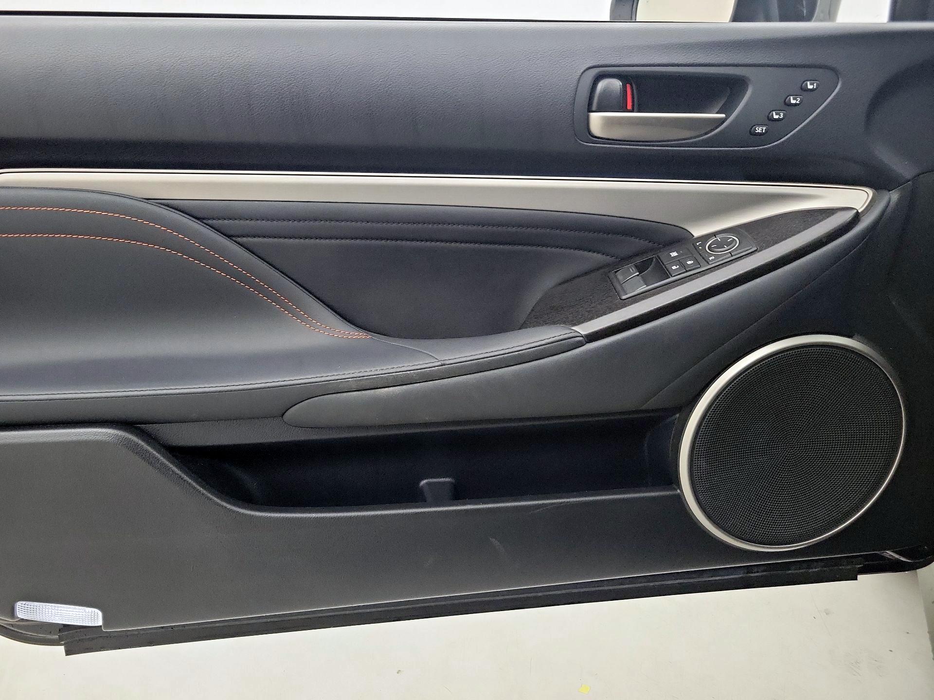 Thumbnail: 2018 Lexus RC - 12