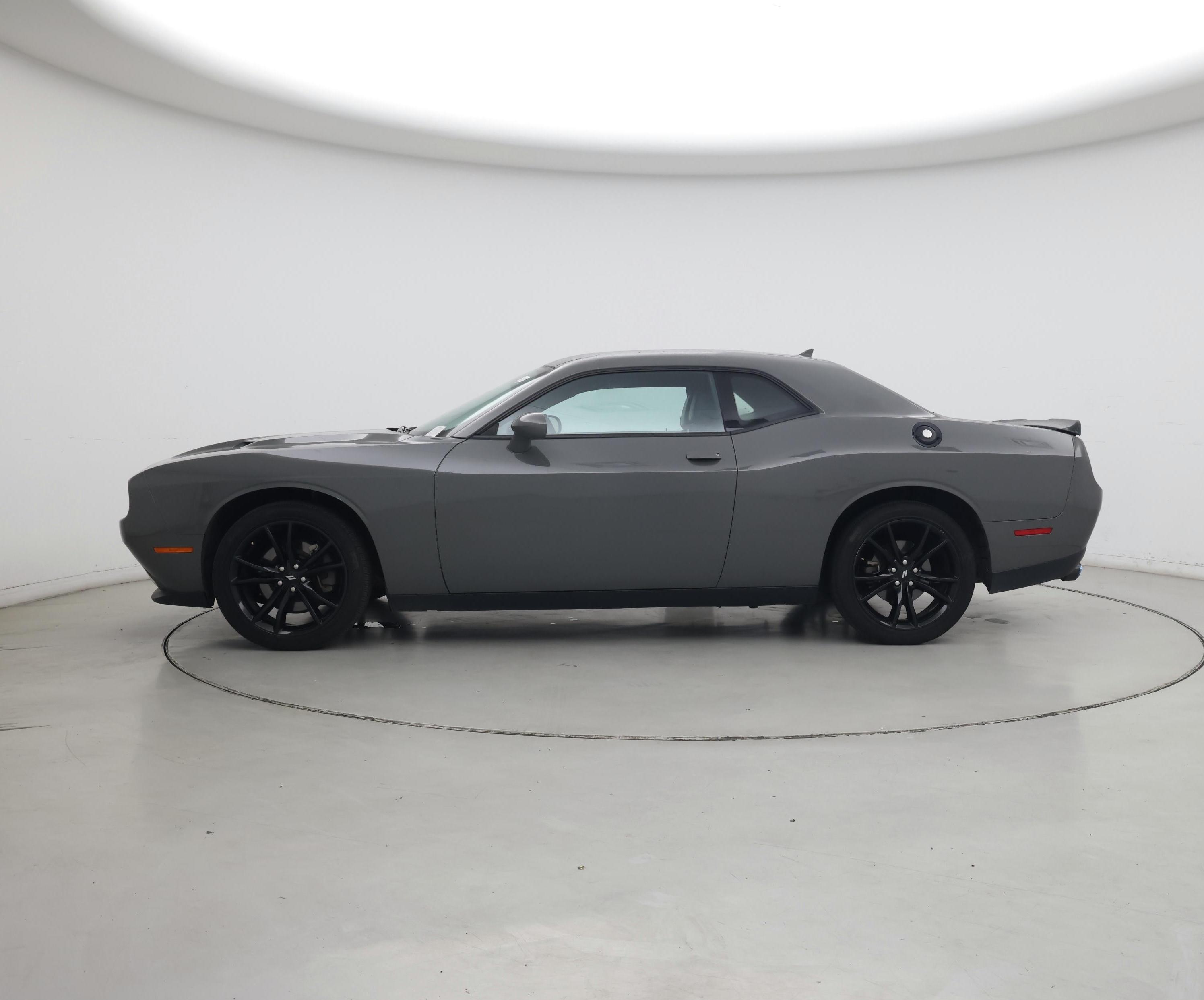 Thumbnail: 2018 Dodge Challenger - 3