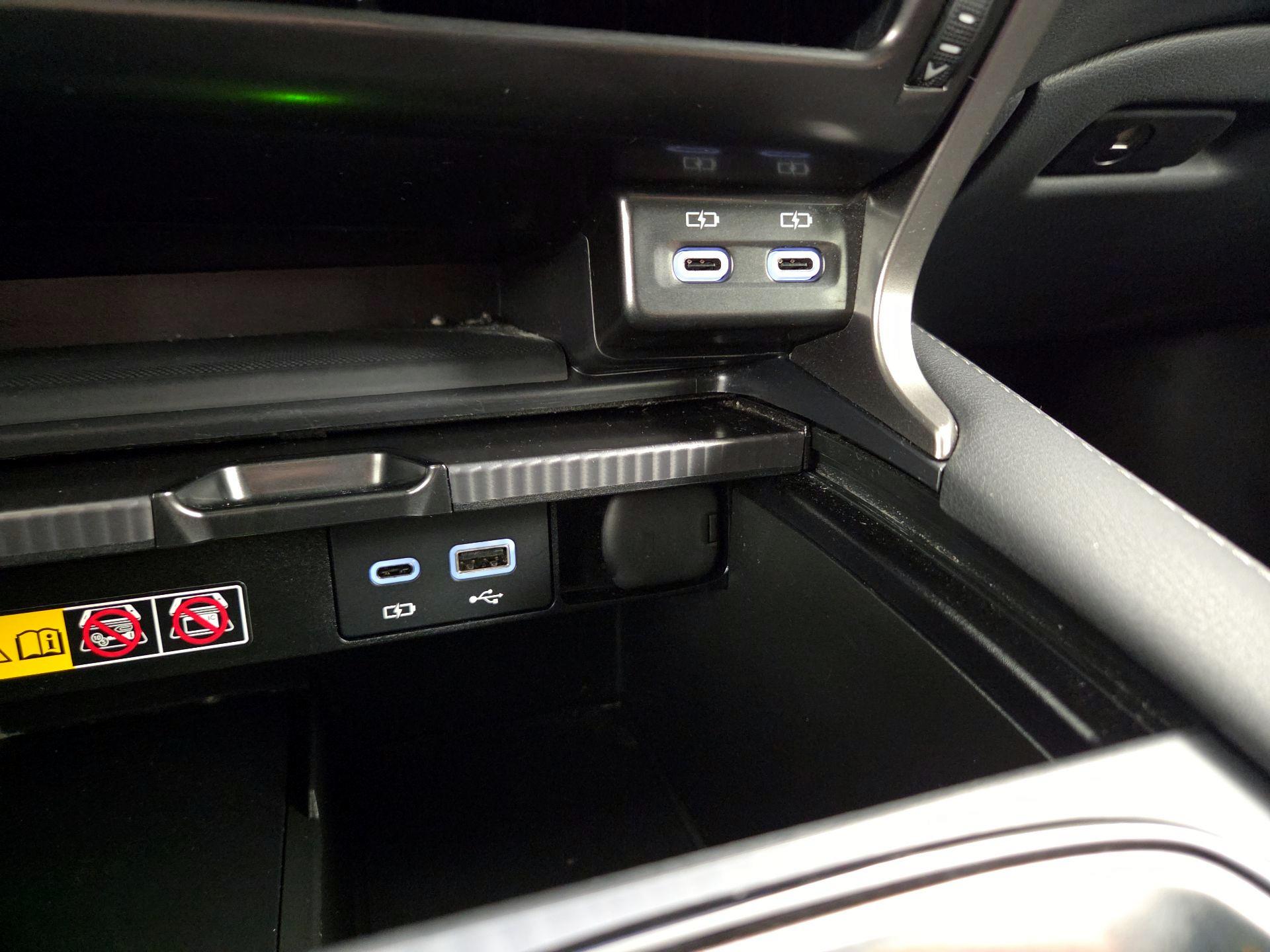 Thumbnail: 2023 Lexus RX - 19