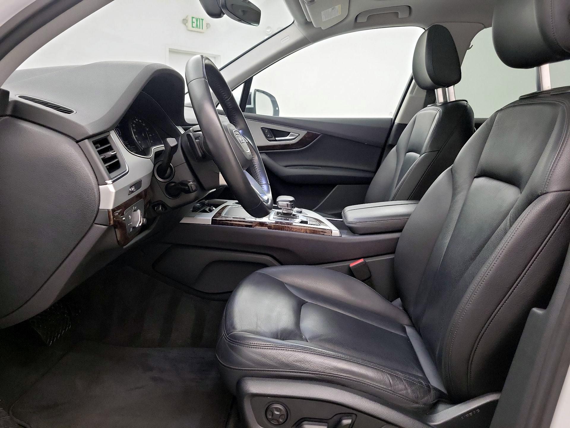 Thumbnail: 2019 Audi Q7 - 11