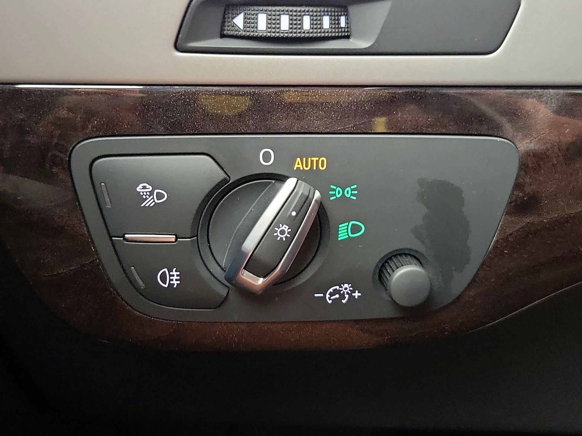 Thumbnail: 2019 Audi Q7 - 13