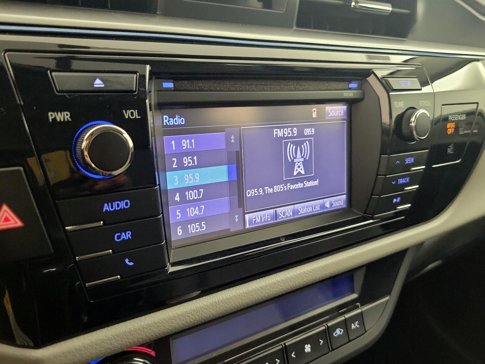 Thumbnail: 2014 Toyota Corolla - 15