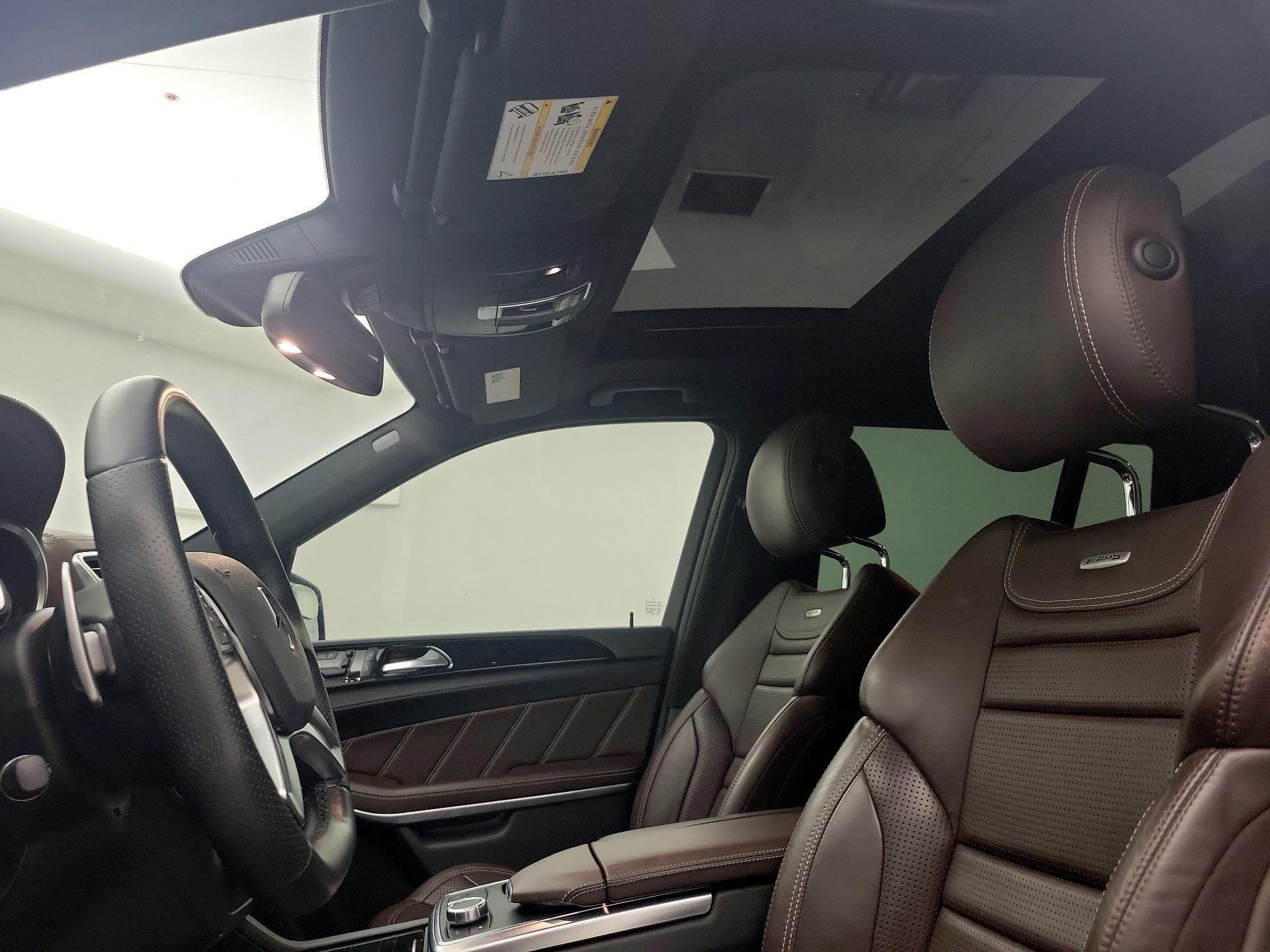 Thumbnail: 2015 Mercedes-Benz GL-Class - 19