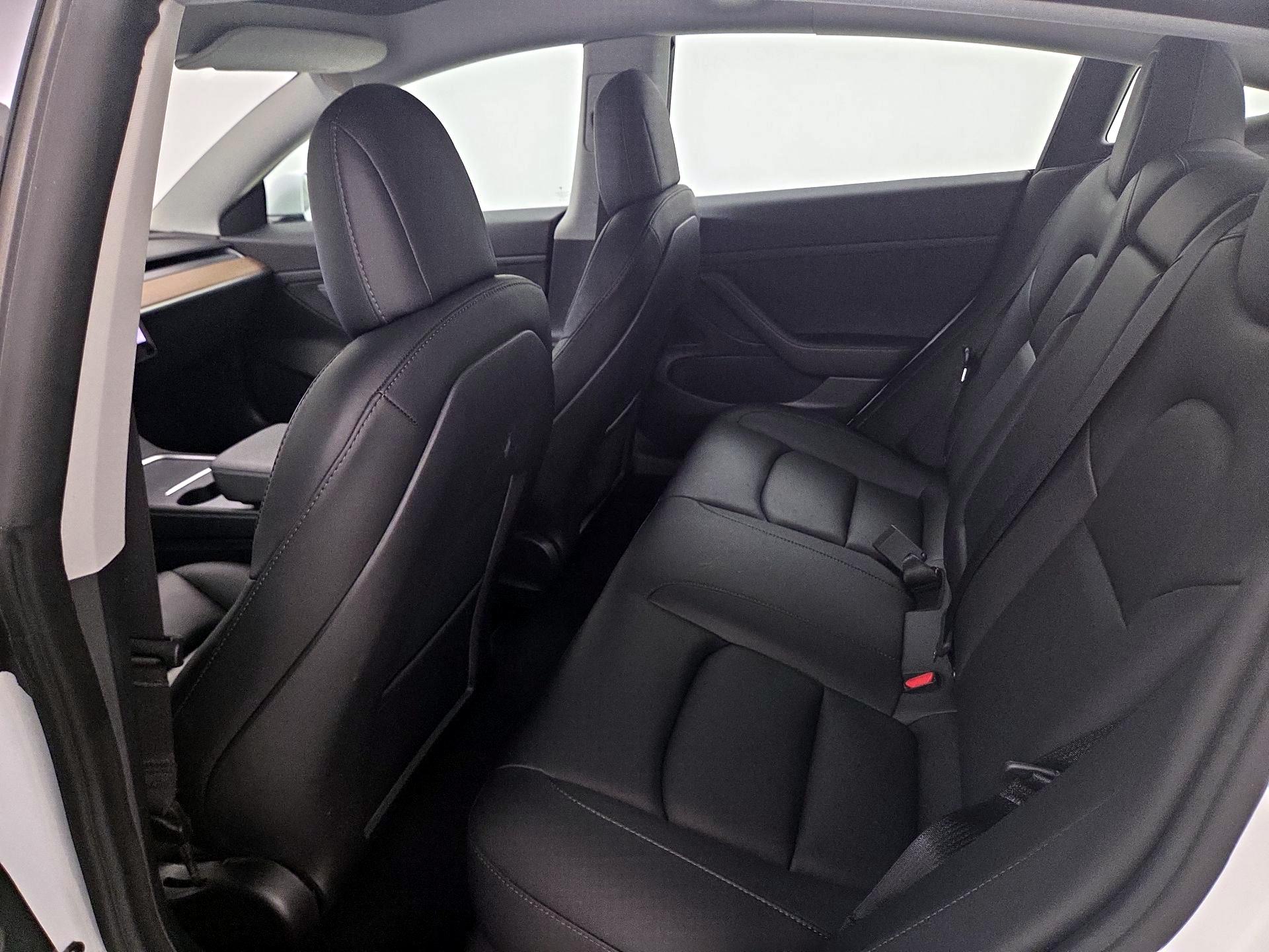 Thumbnail: 2021 Tesla Model 3 - 18