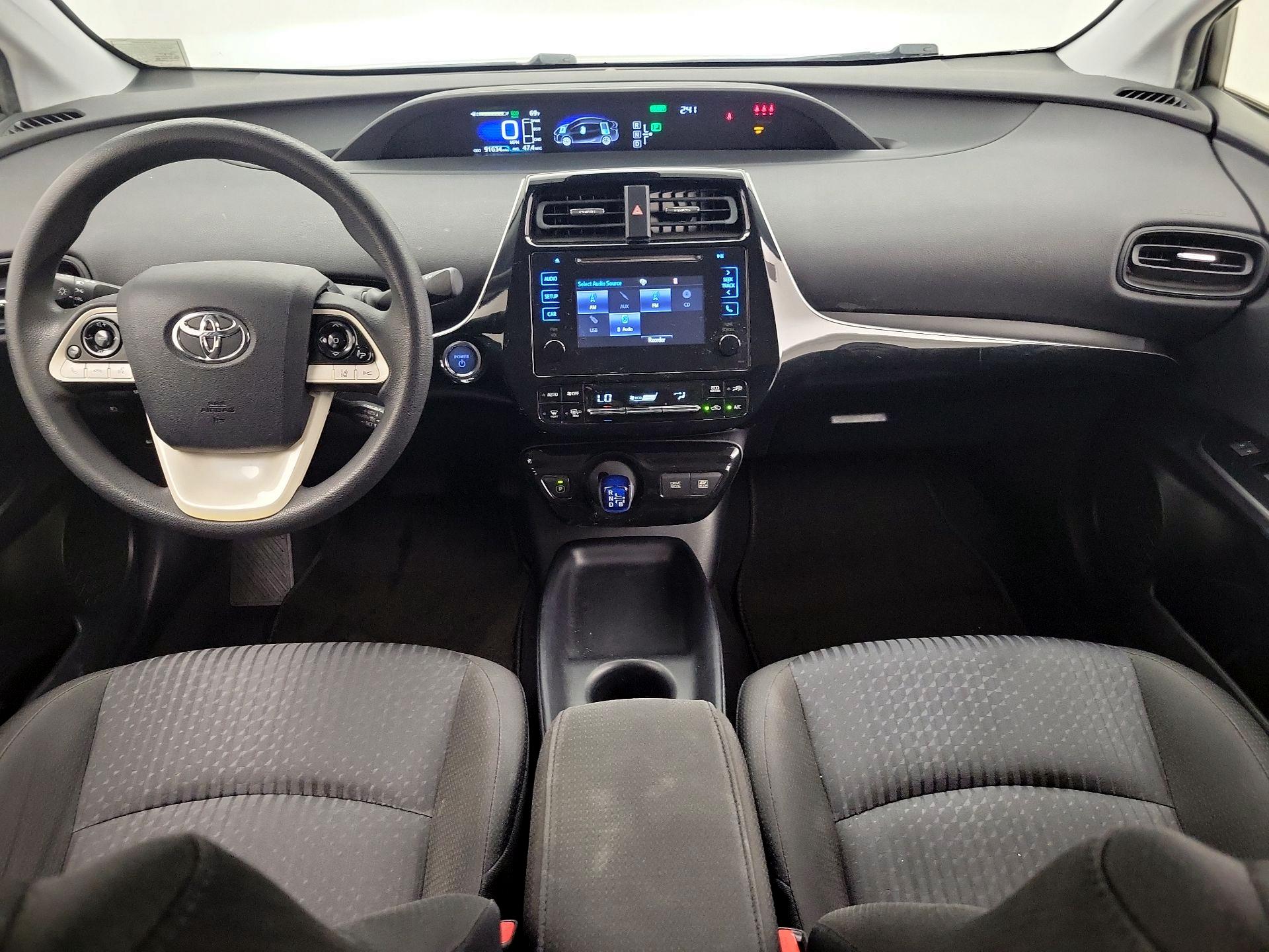 Thumbnail: 2018 Toyota Prius - 9