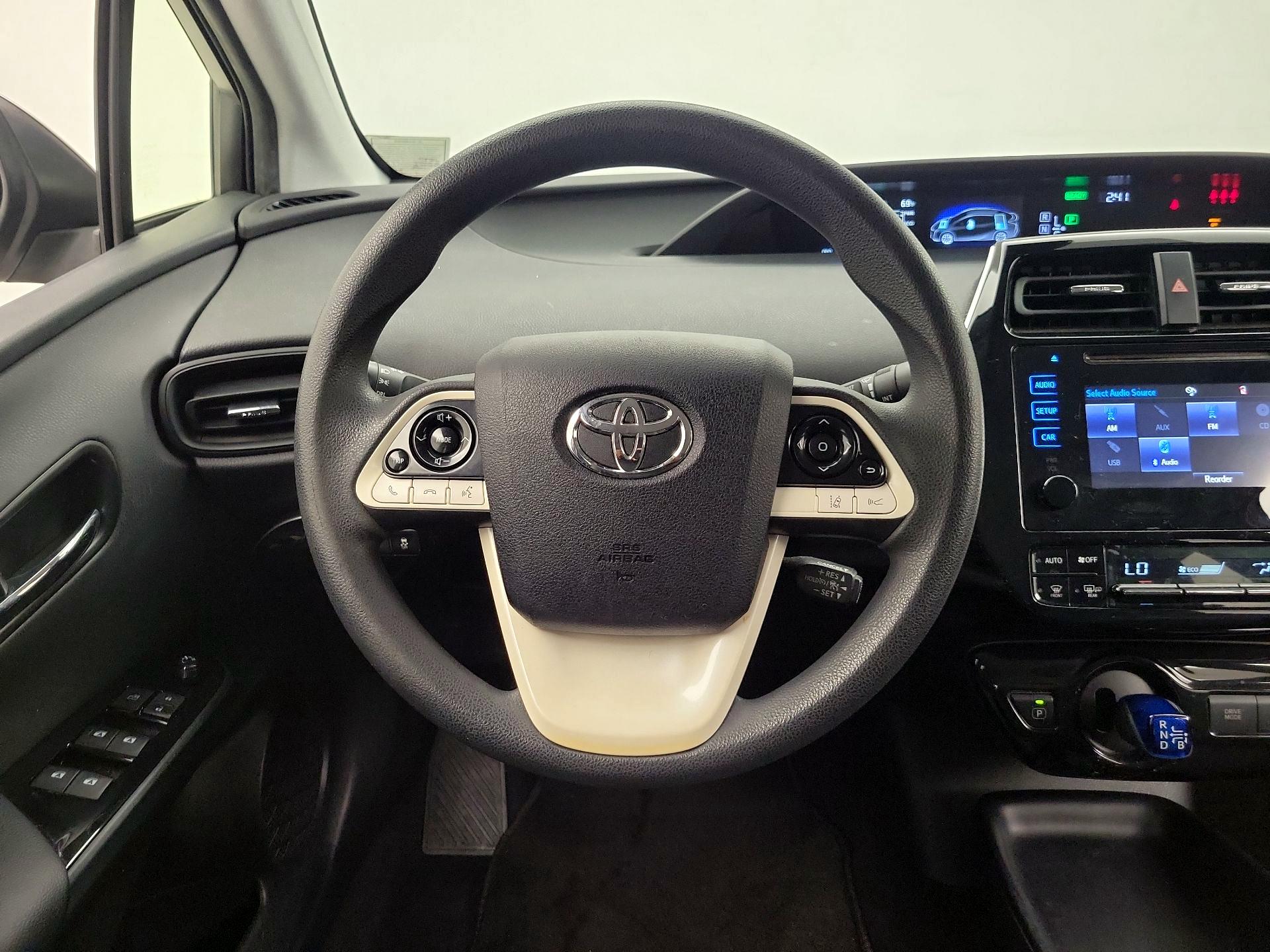 Thumbnail: 2018 Toyota Prius - 10