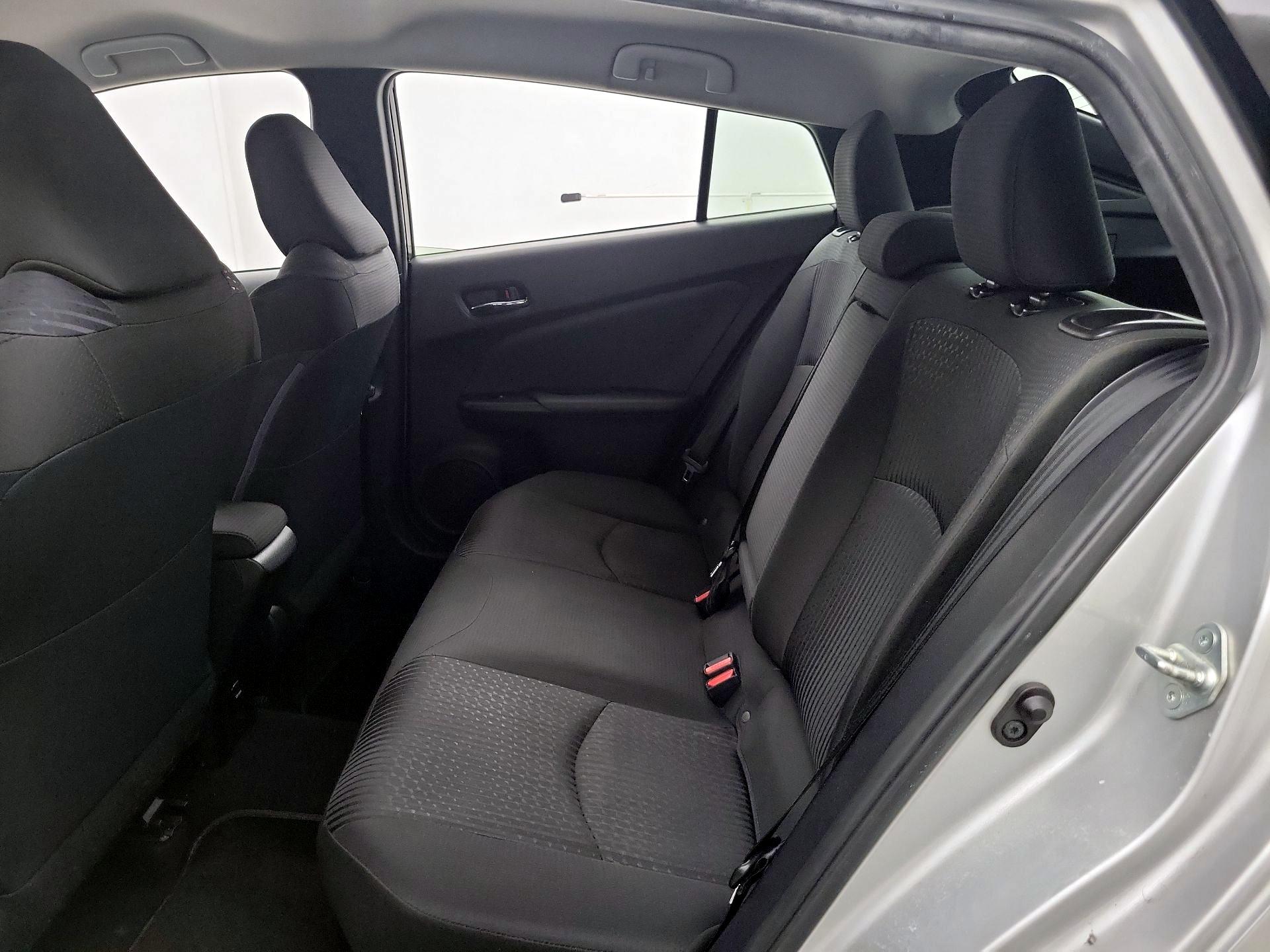 Thumbnail: 2018 Toyota Prius - 19