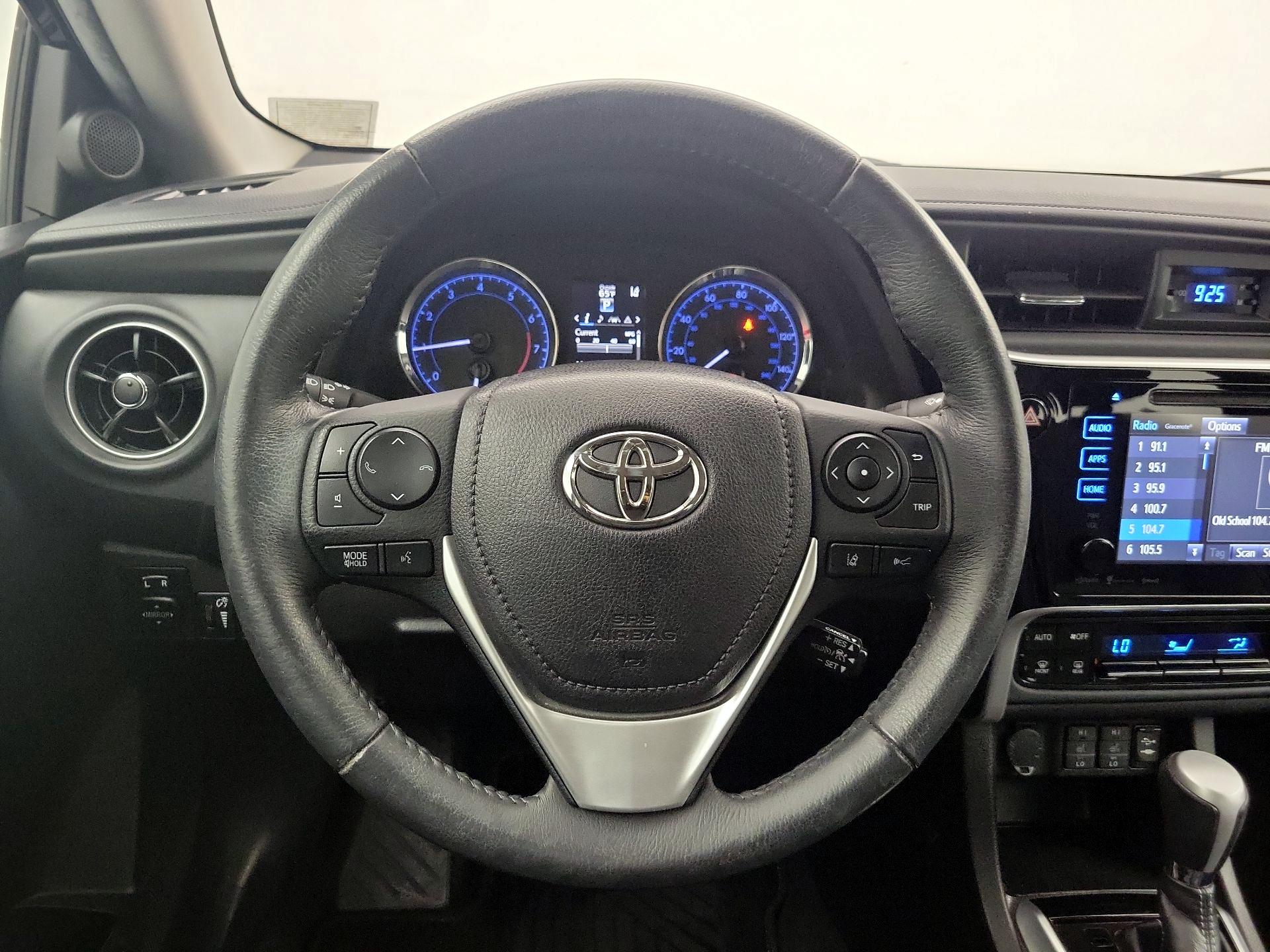 Thumbnail: 2018 Toyota Corolla - 10