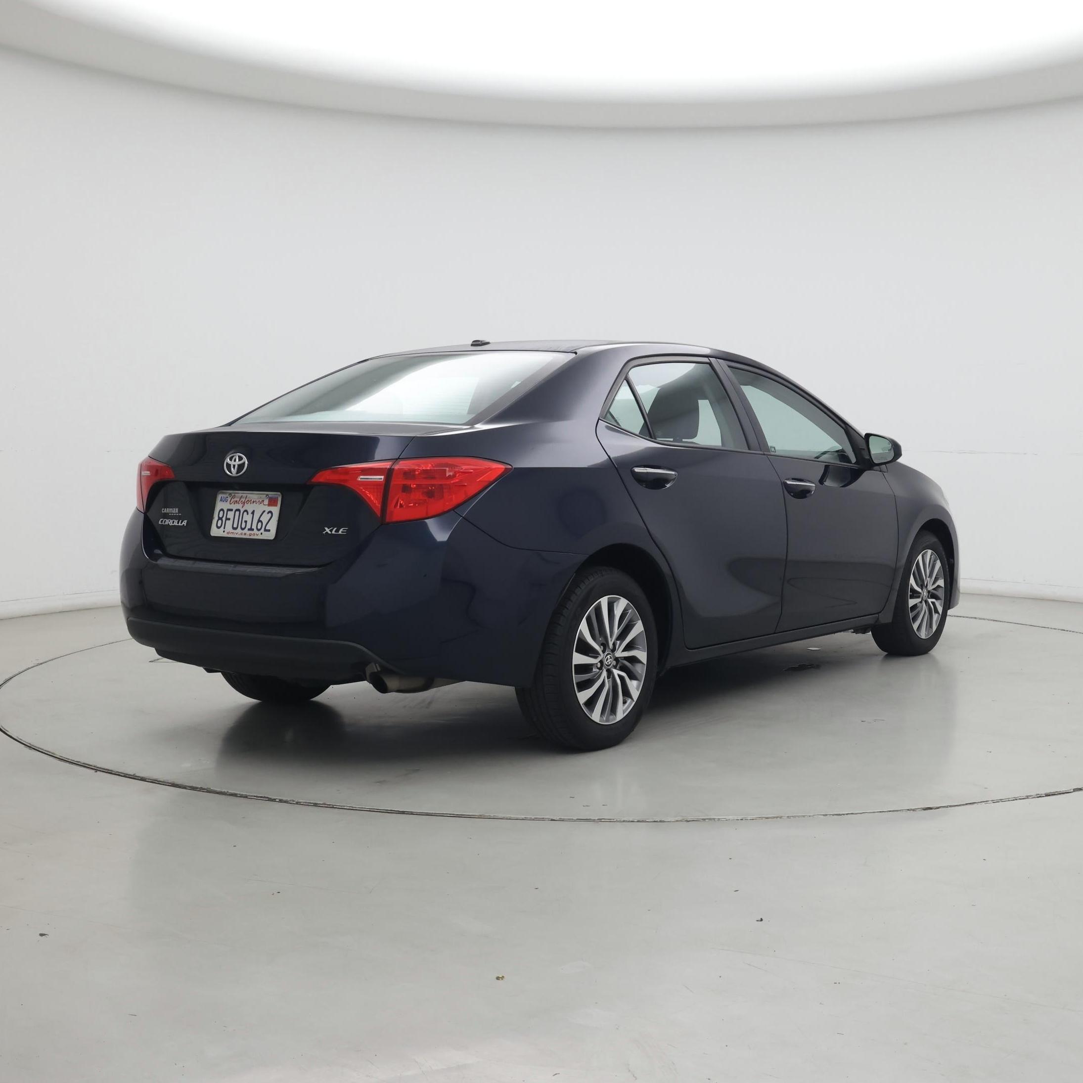 Thumbnail: 2018 Toyota Corolla - 8