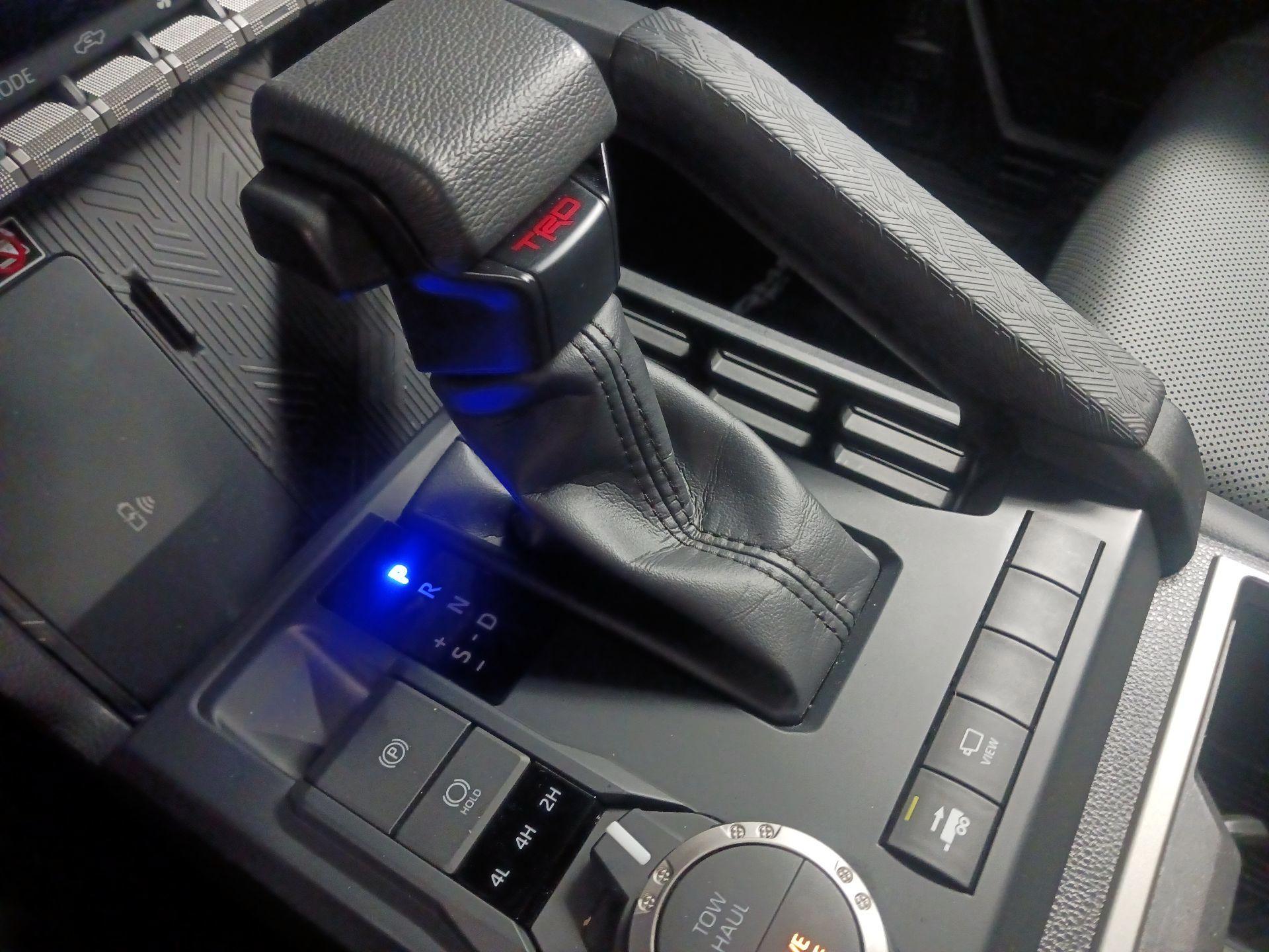 Thumbnail: 2024 Toyota Tacoma - 17