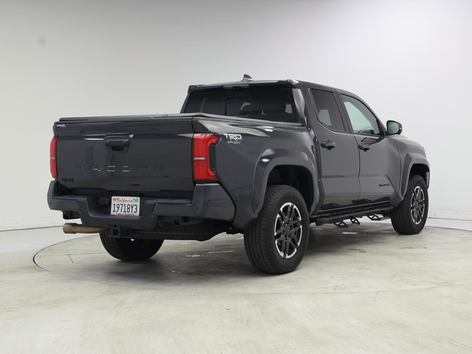 2024 Toyota Tacoma TRD Sport - Photo 9