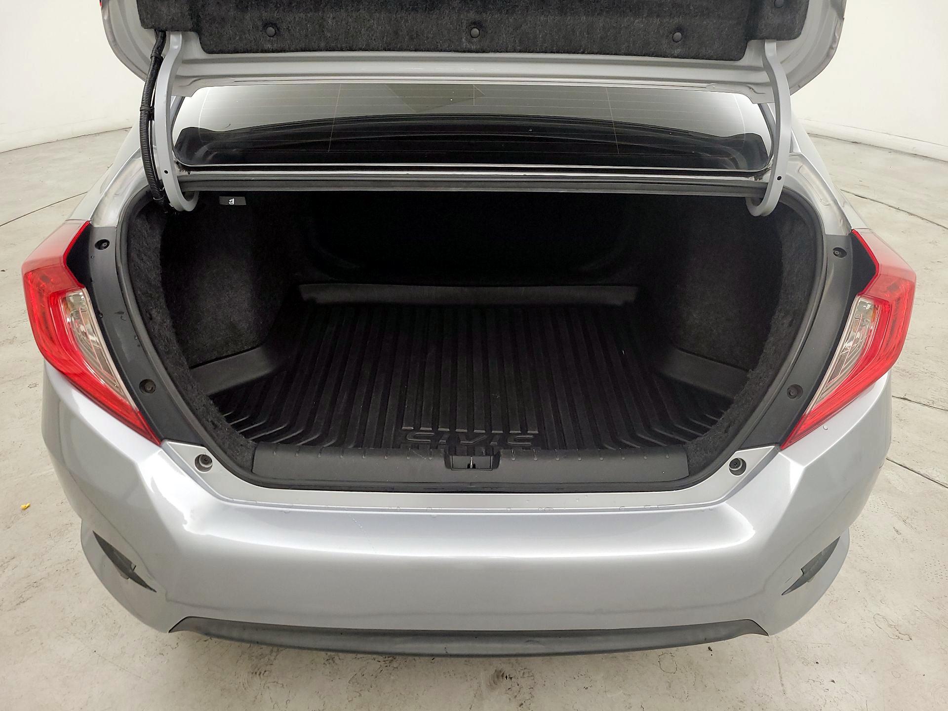 Thumbnail: 2016 Honda Civic - 19