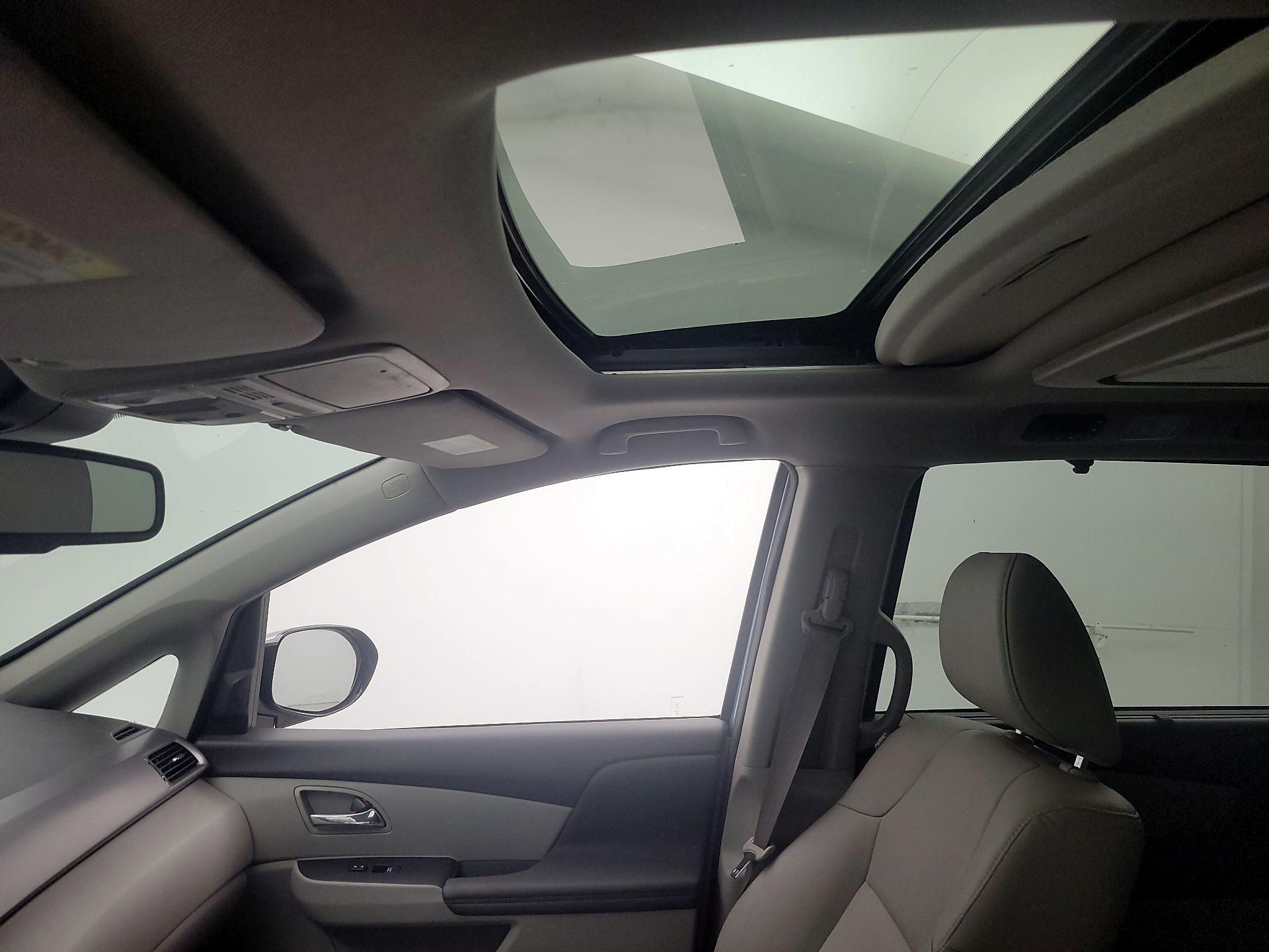 Thumbnail: 2014 Honda Odyssey - 20