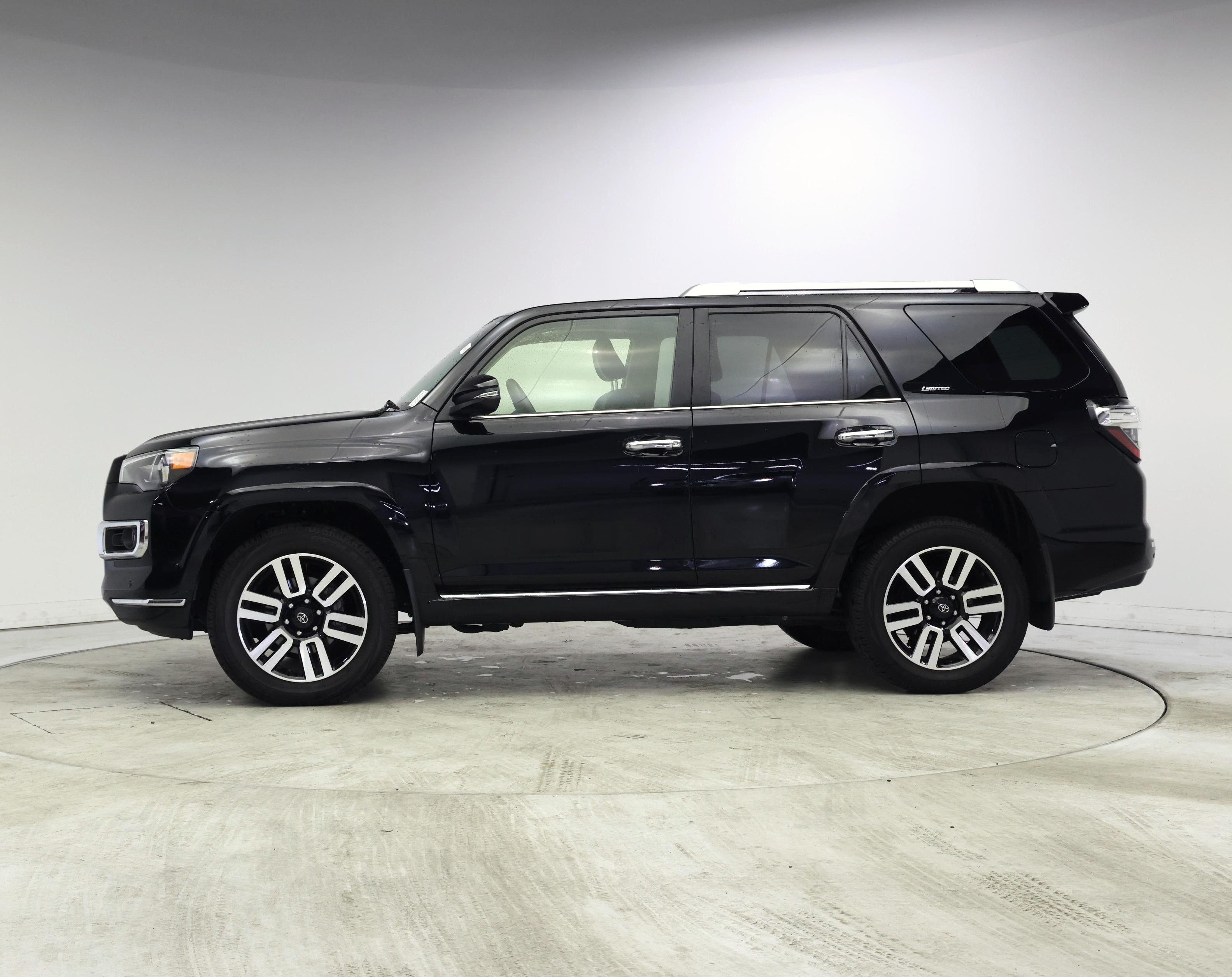 Thumbnail: 2024 Toyota 4Runner - 3