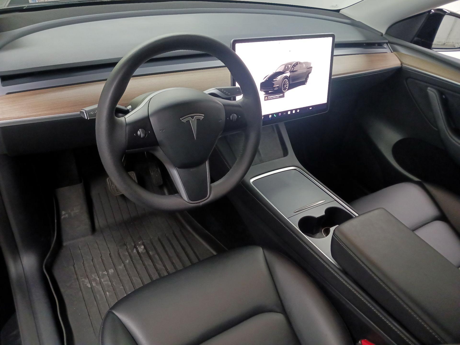 Thumbnail: 2023 Tesla Model Y - 9