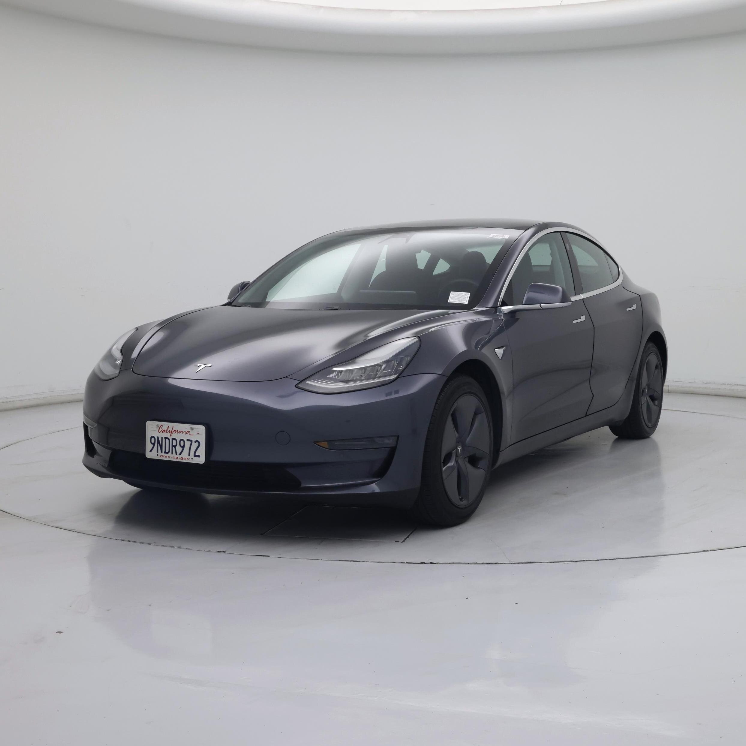 Thumbnail: 2019 Tesla Model 3 - 4