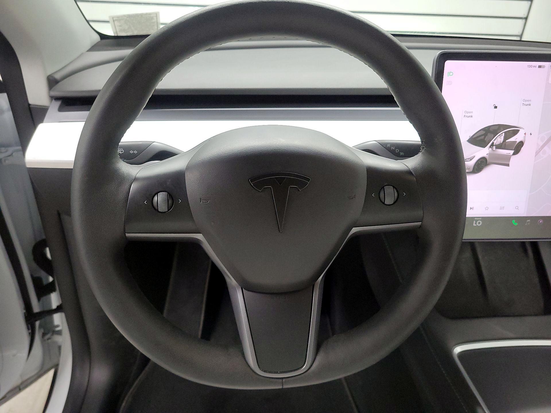 Thumbnail: 2022 Tesla Model Y - 10