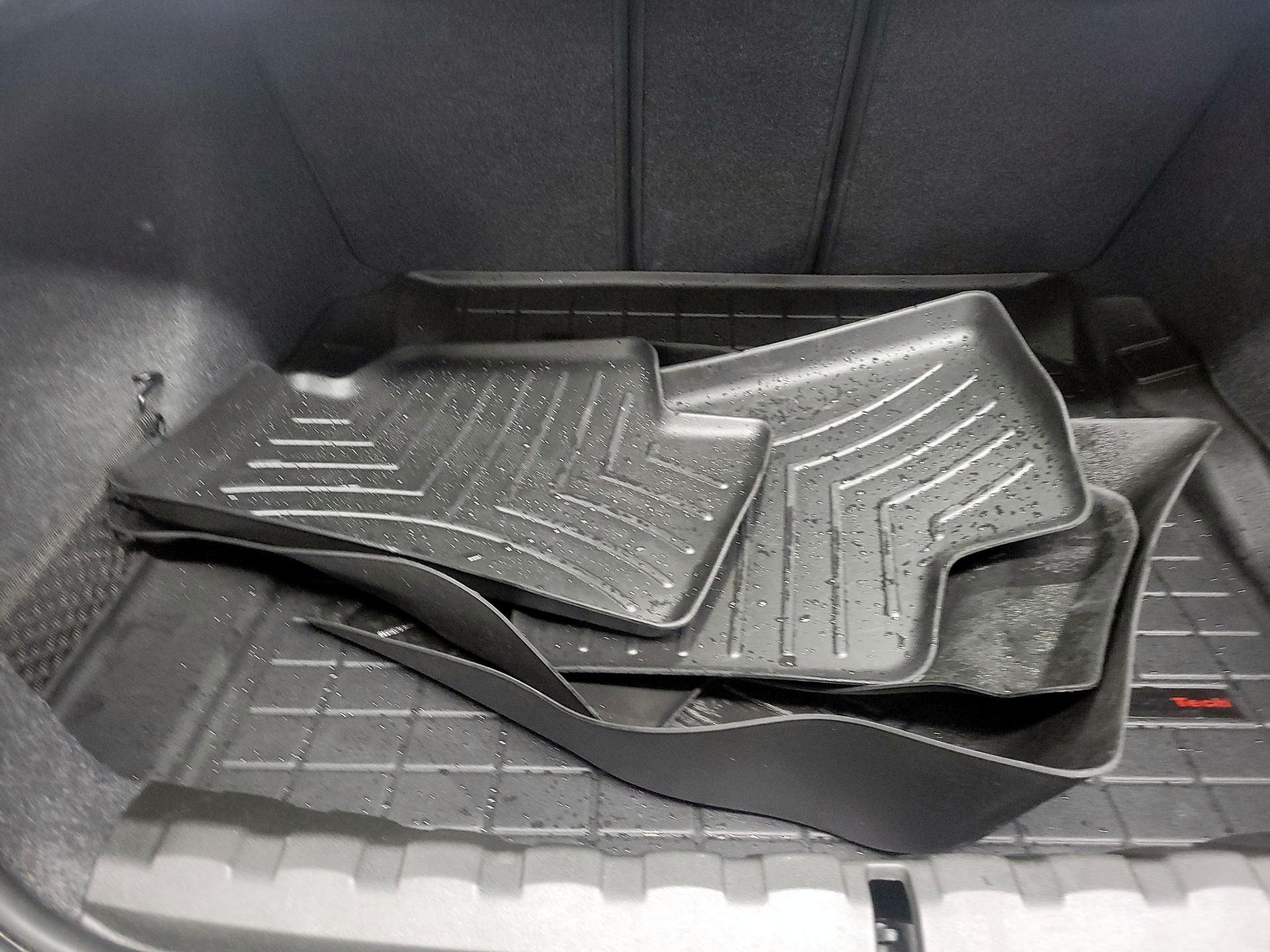 Thumbnail: 2025 BMW M2 - 17