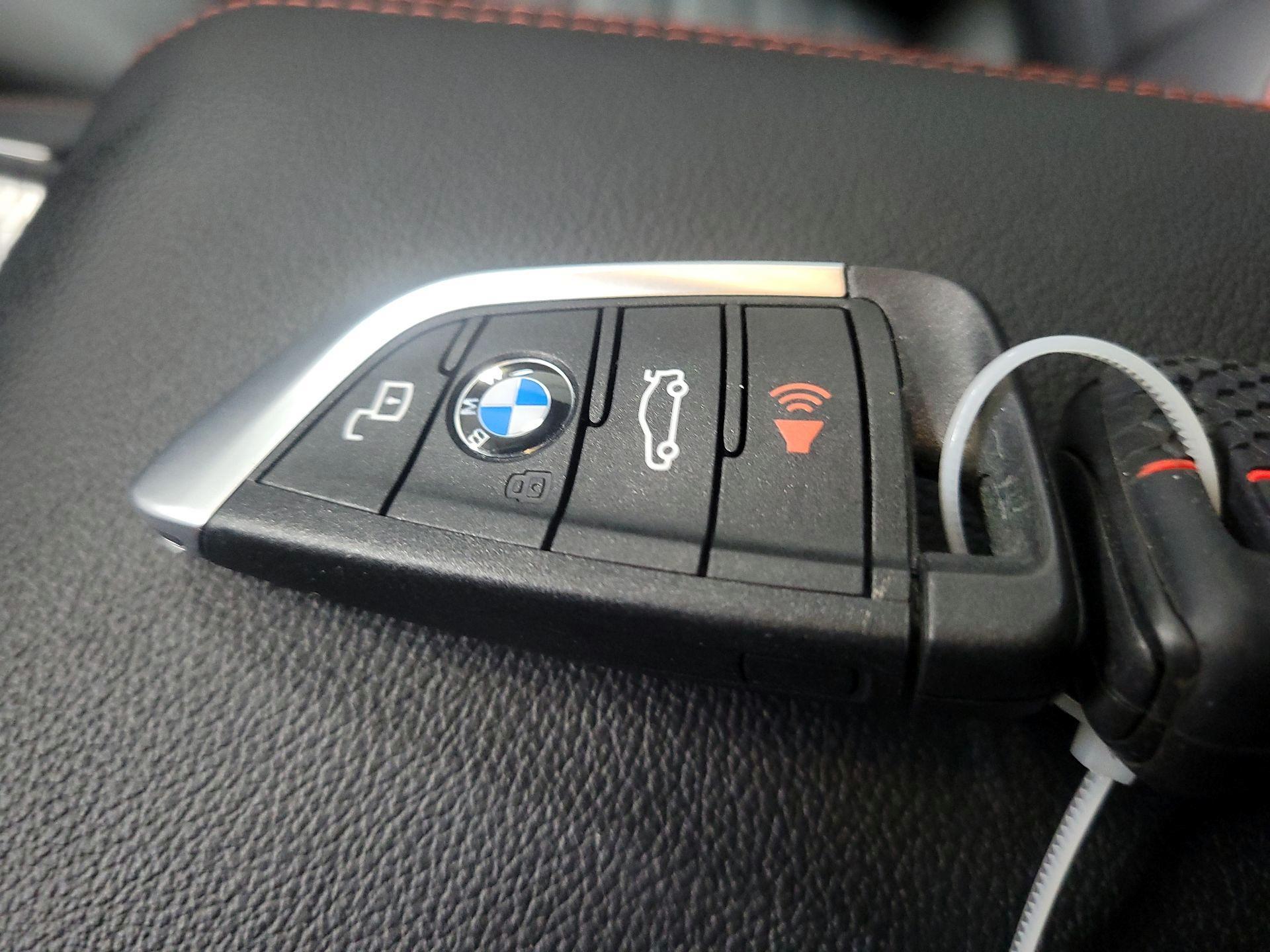 Thumbnail: 2025 BMW M2 - 19