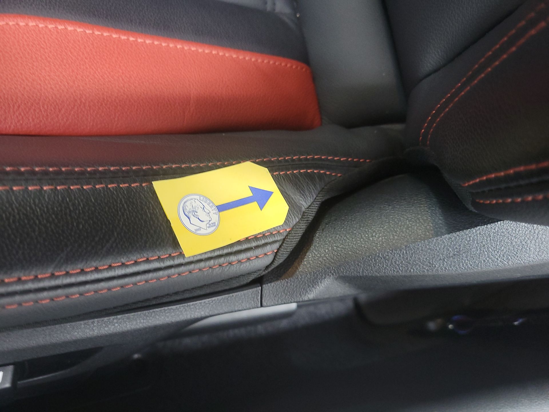 Thumbnail: 2025 BMW M2 - 20