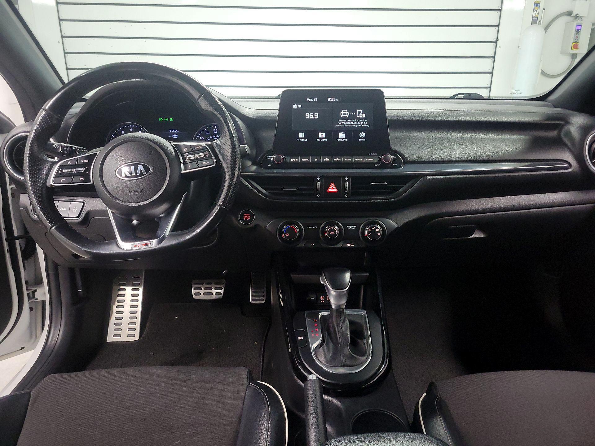 Thumbnail: 2021 Kia Forte - 9