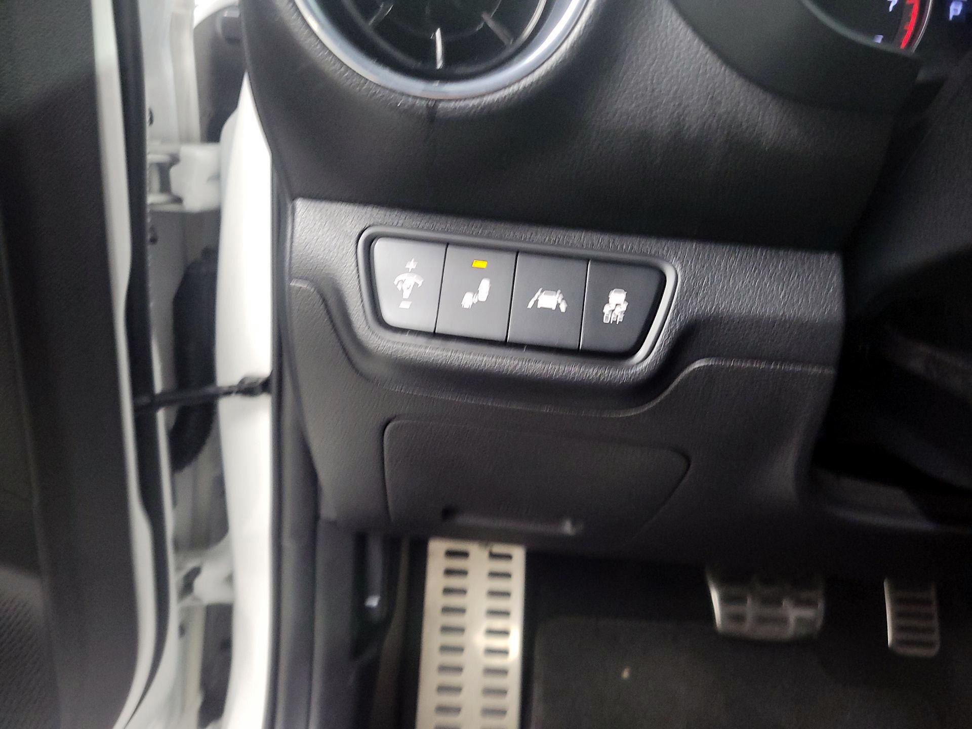 Thumbnail: 2021 Kia Forte - 13