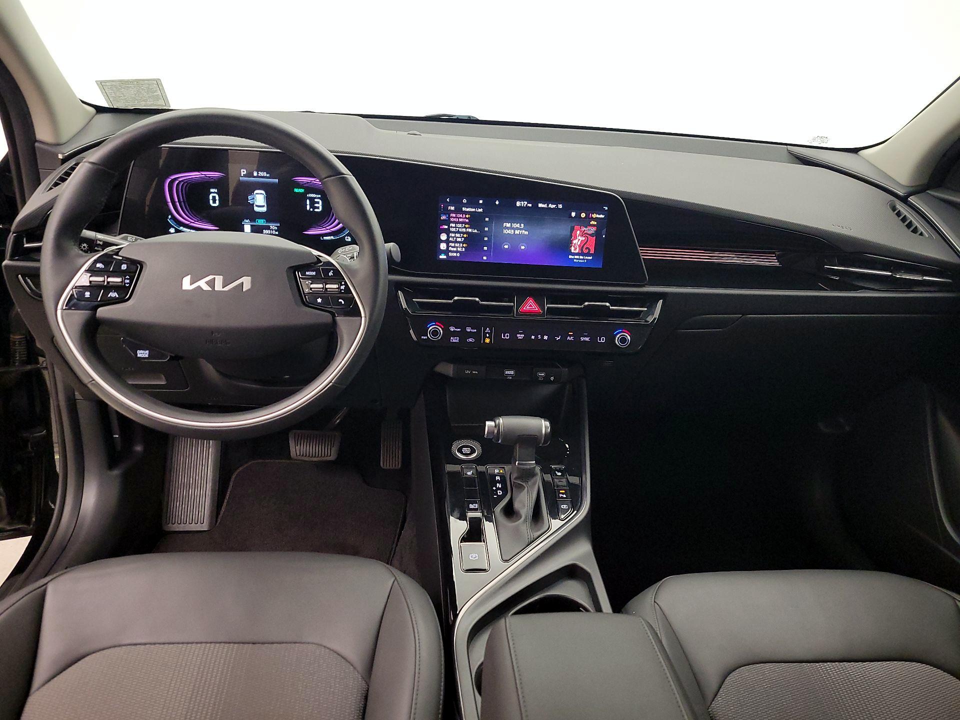 Thumbnail: 2023 Kia Niro - 9