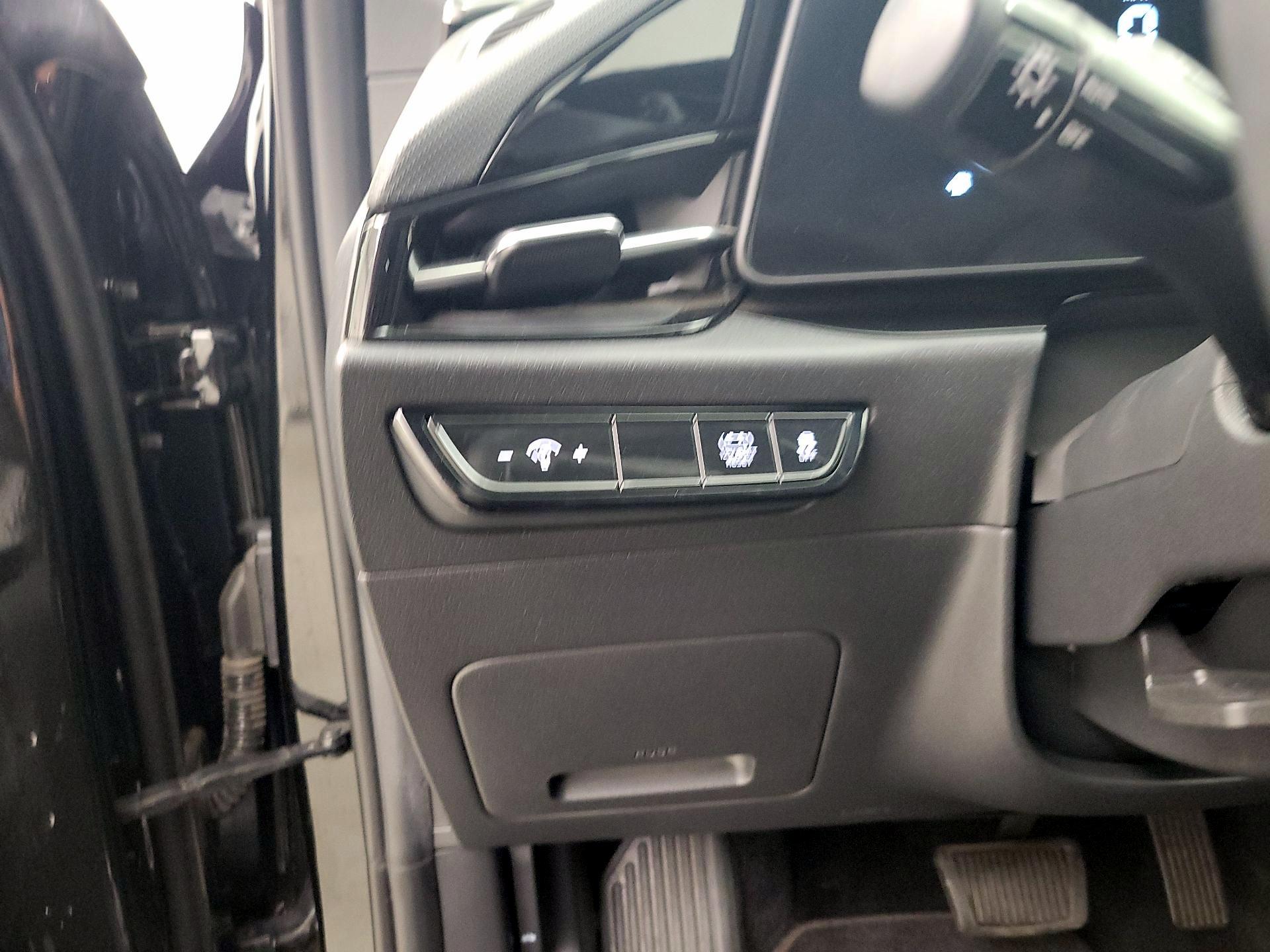 Thumbnail: 2023 Kia Niro - 13