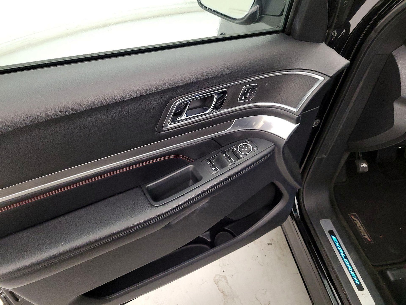 2017 Ford Explorer Sport - Photo 13
