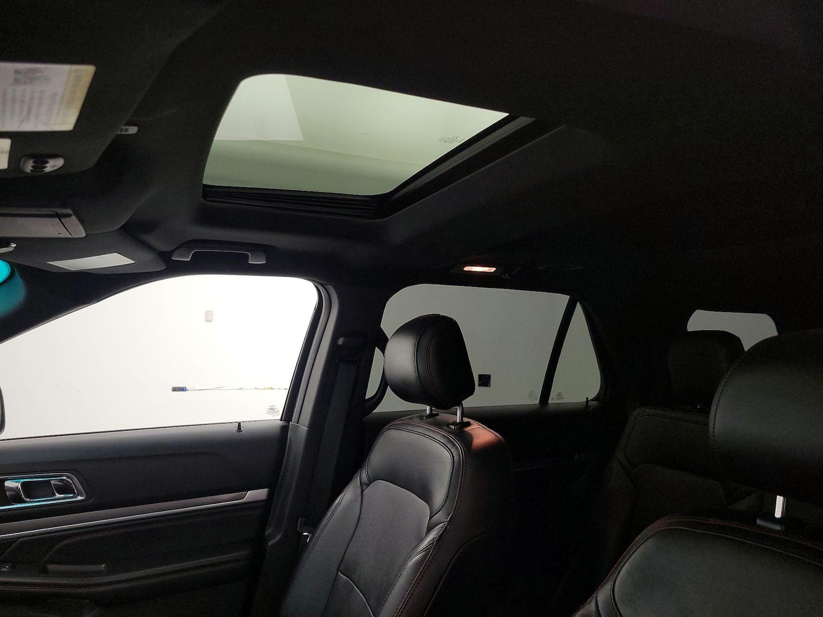 2017 Ford Explorer Sport - Photo 20