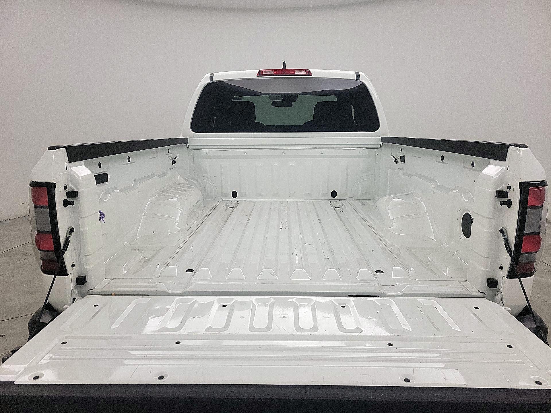 Thumbnail: 2024 Nissan Frontier - 20