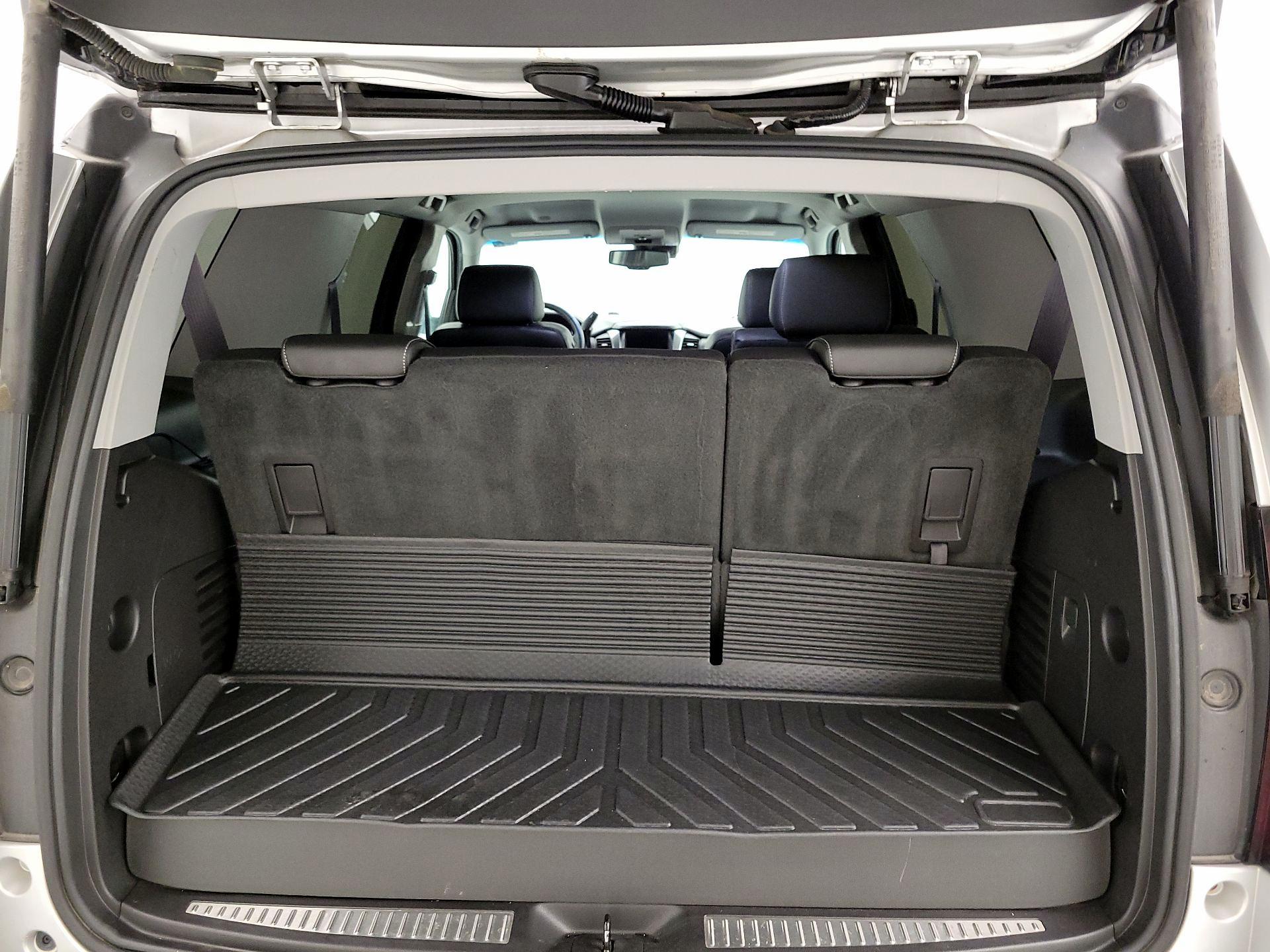 Thumbnail: 2015 Chevrolet Tahoe - 20