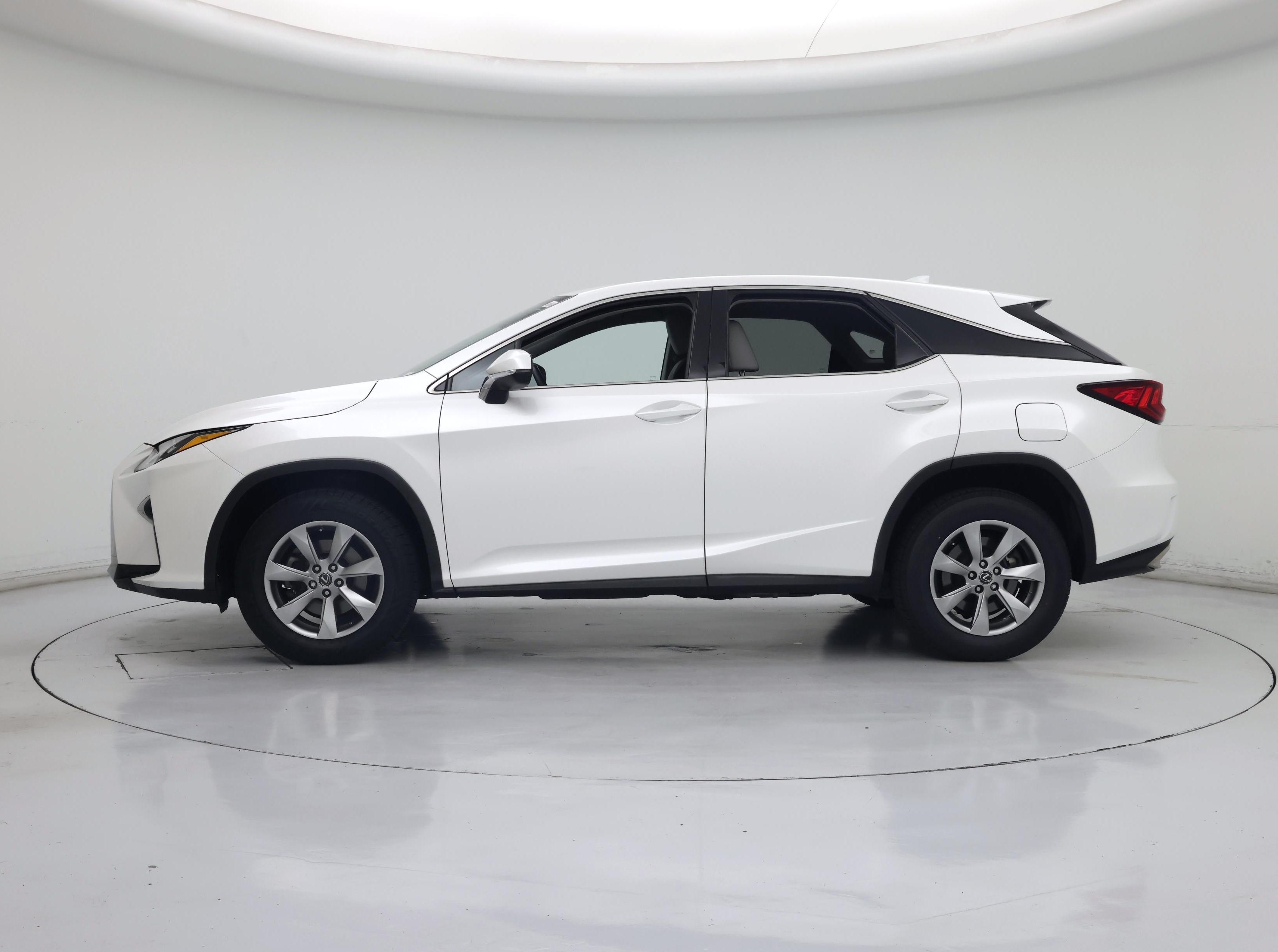Thumbnail: 2019 Lexus RX - 3