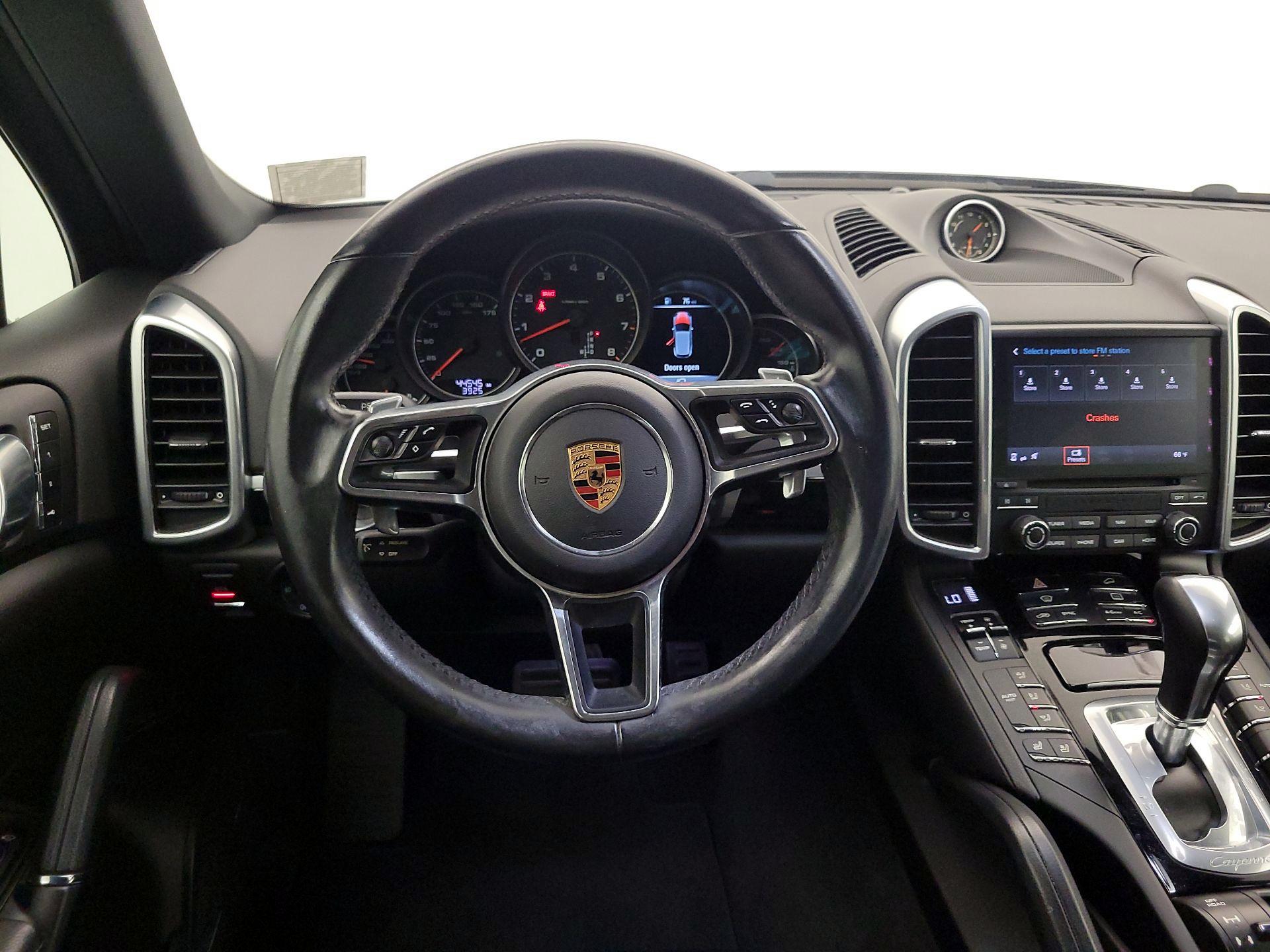 Thumbnail: 2018 Porsche Cayenne - 10