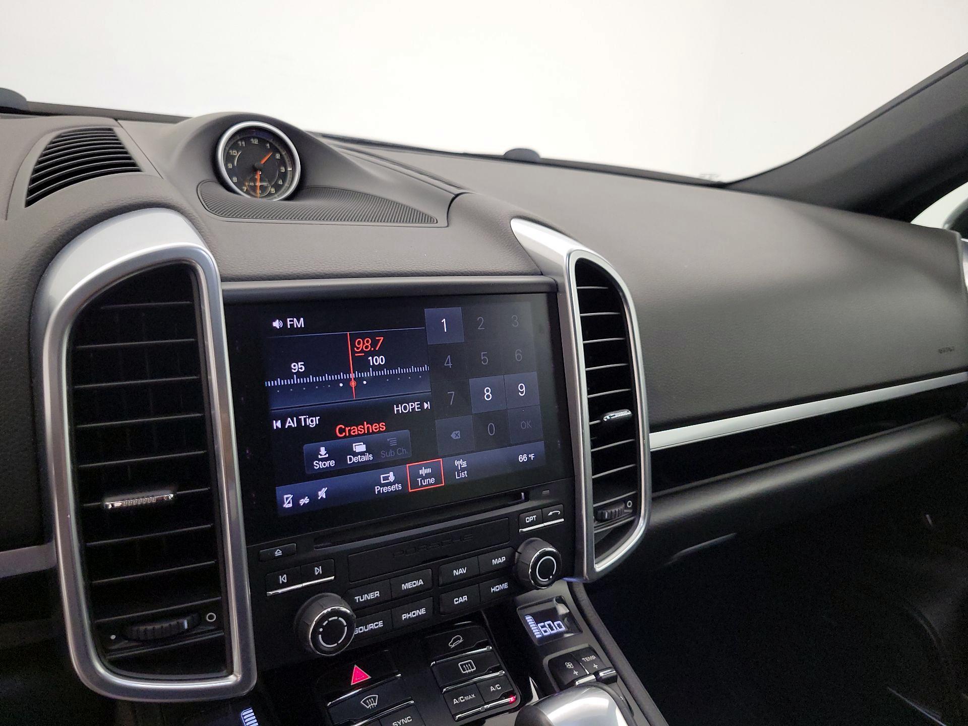 Thumbnail: 2018 Porsche Cayenne - 15