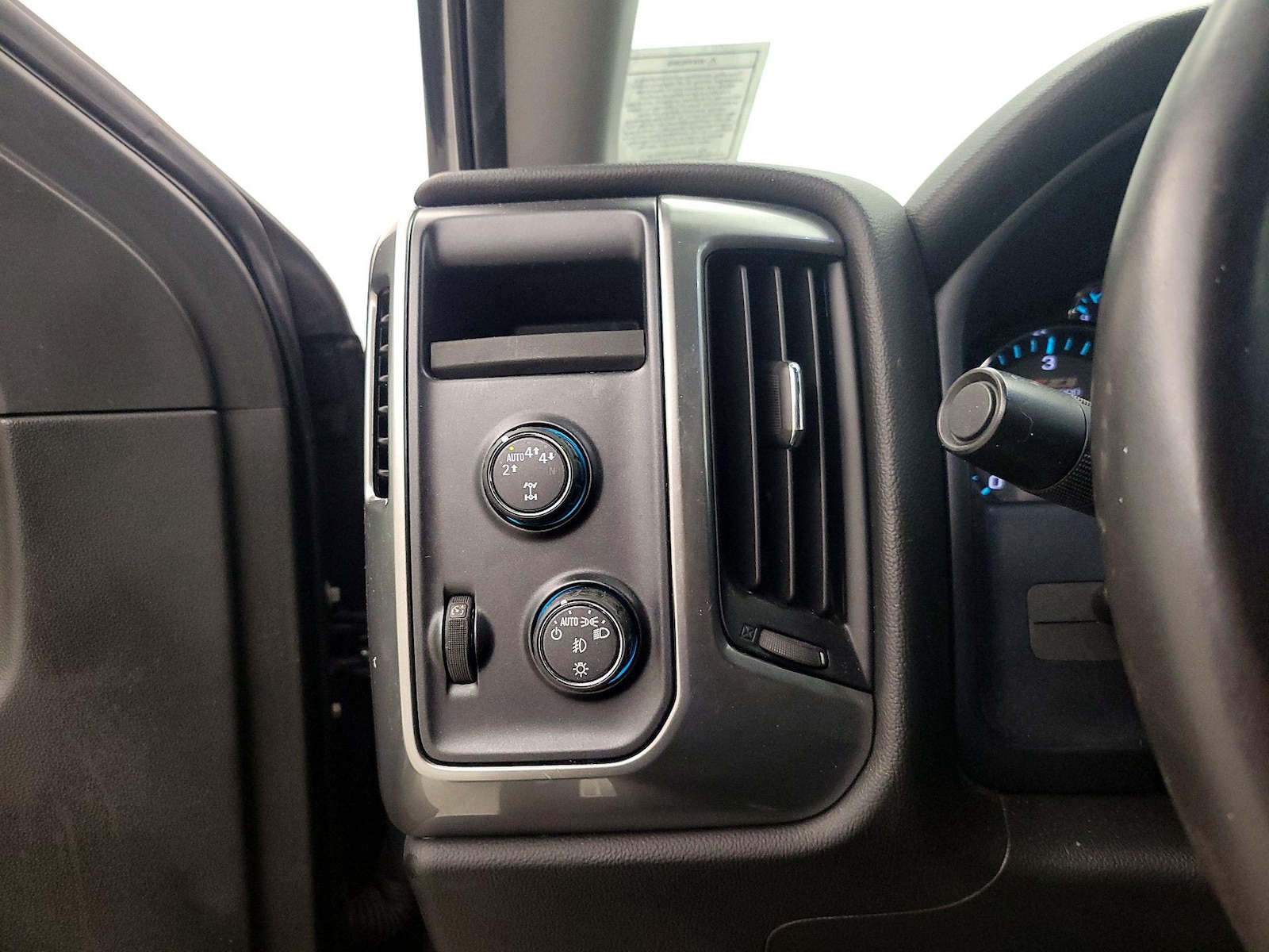 2017 Chevrolet Silverado 1500 LT Z71 - Photo 14