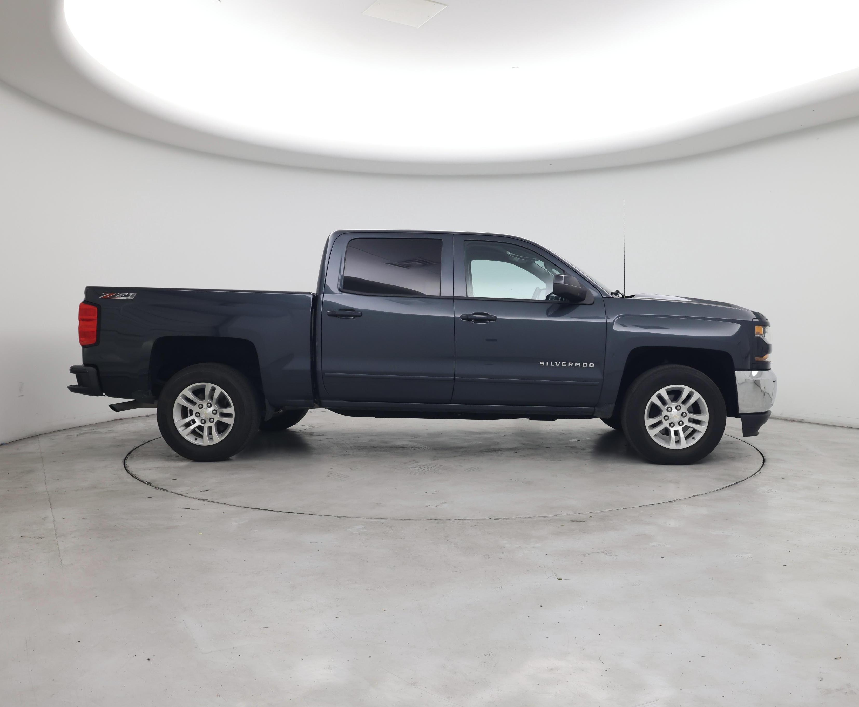 Thumbnail: 2017 Chevrolet Silverado 1500 - 7