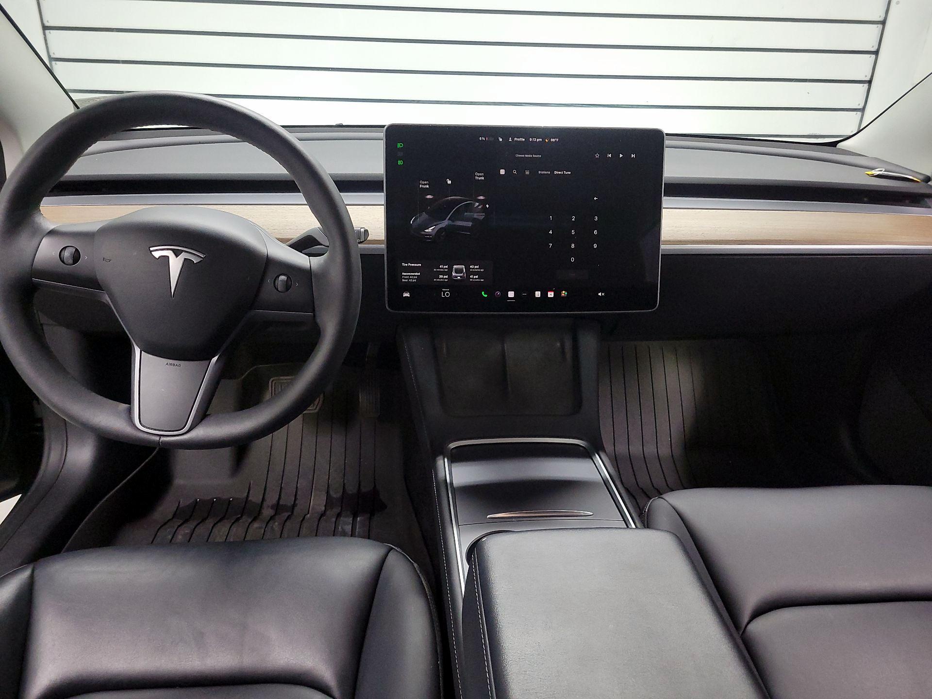 Thumbnail: 2022 Tesla Model 3 - 9