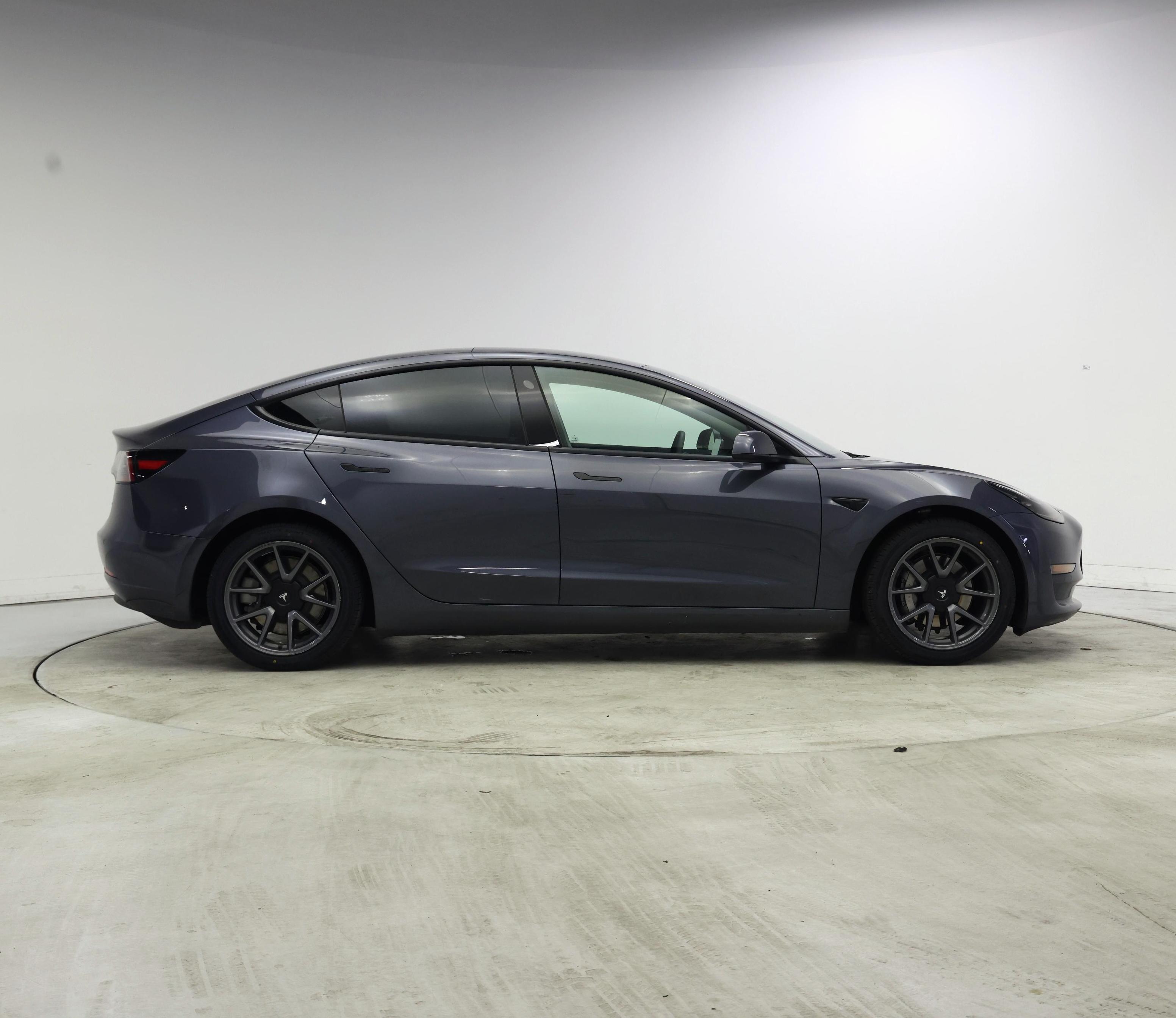 Thumbnail: 2022 Tesla Model 3 - 7