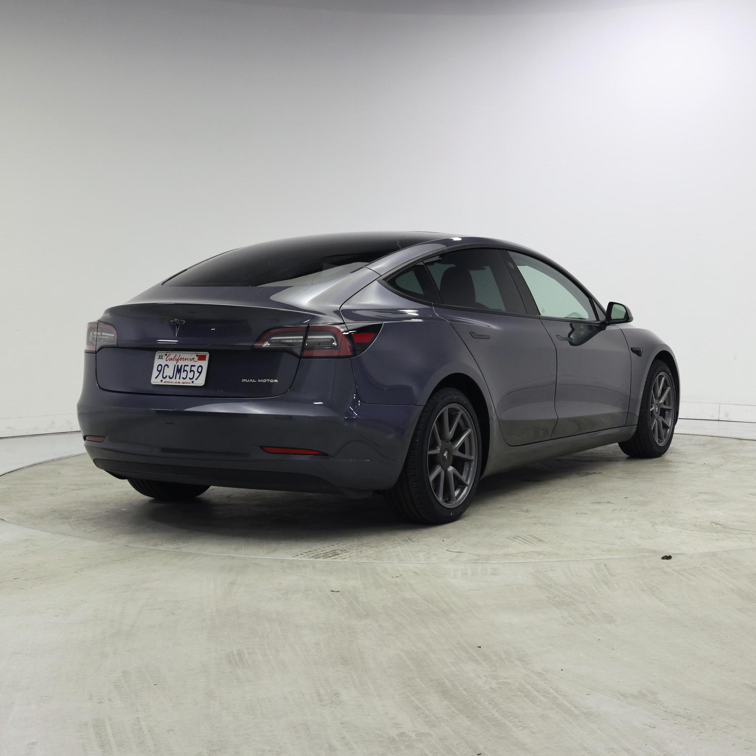 Thumbnail: 2022 Tesla Model 3 - 8