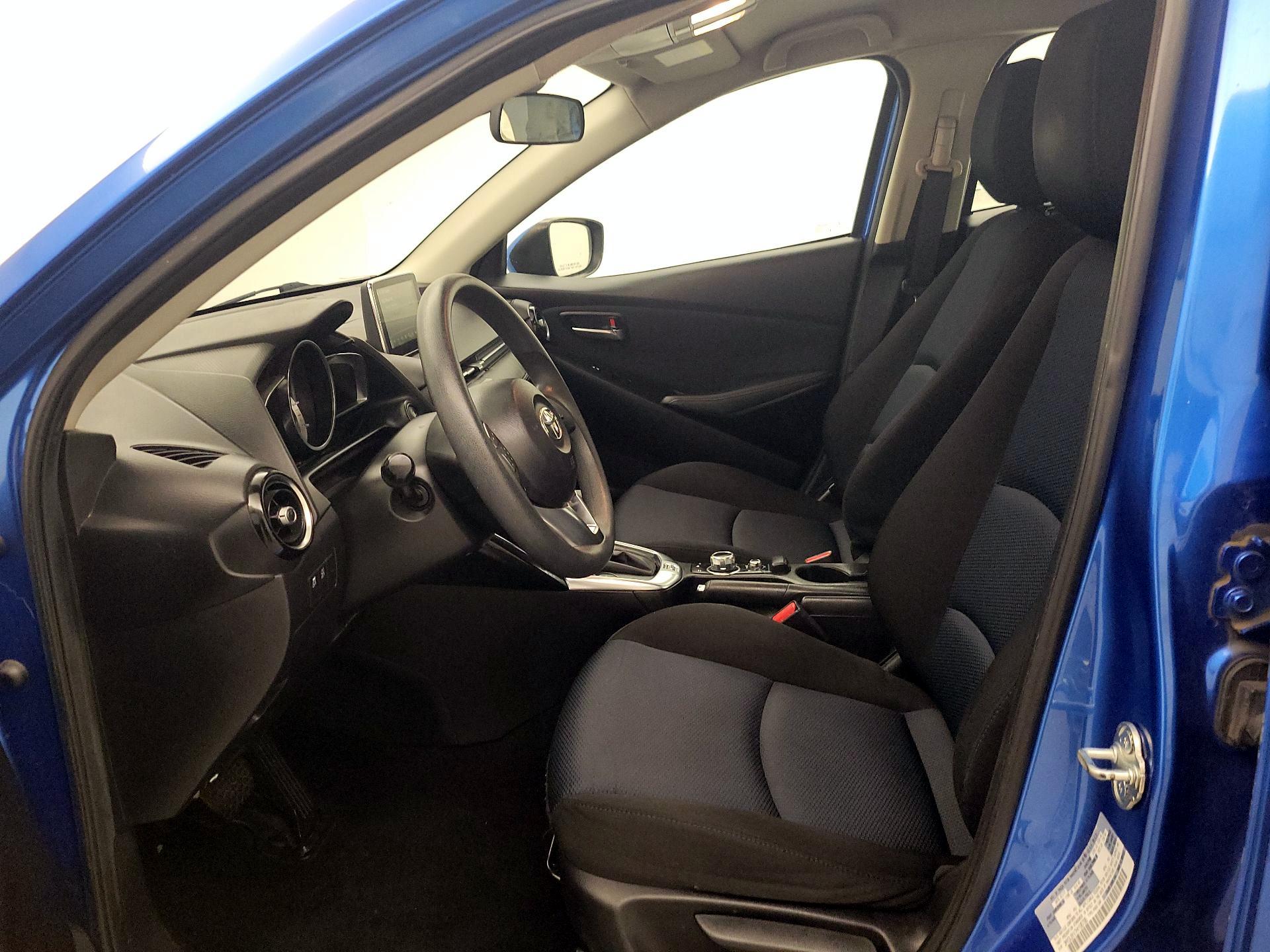 Thumbnail: 2017 Toyota Yaris iA - 11