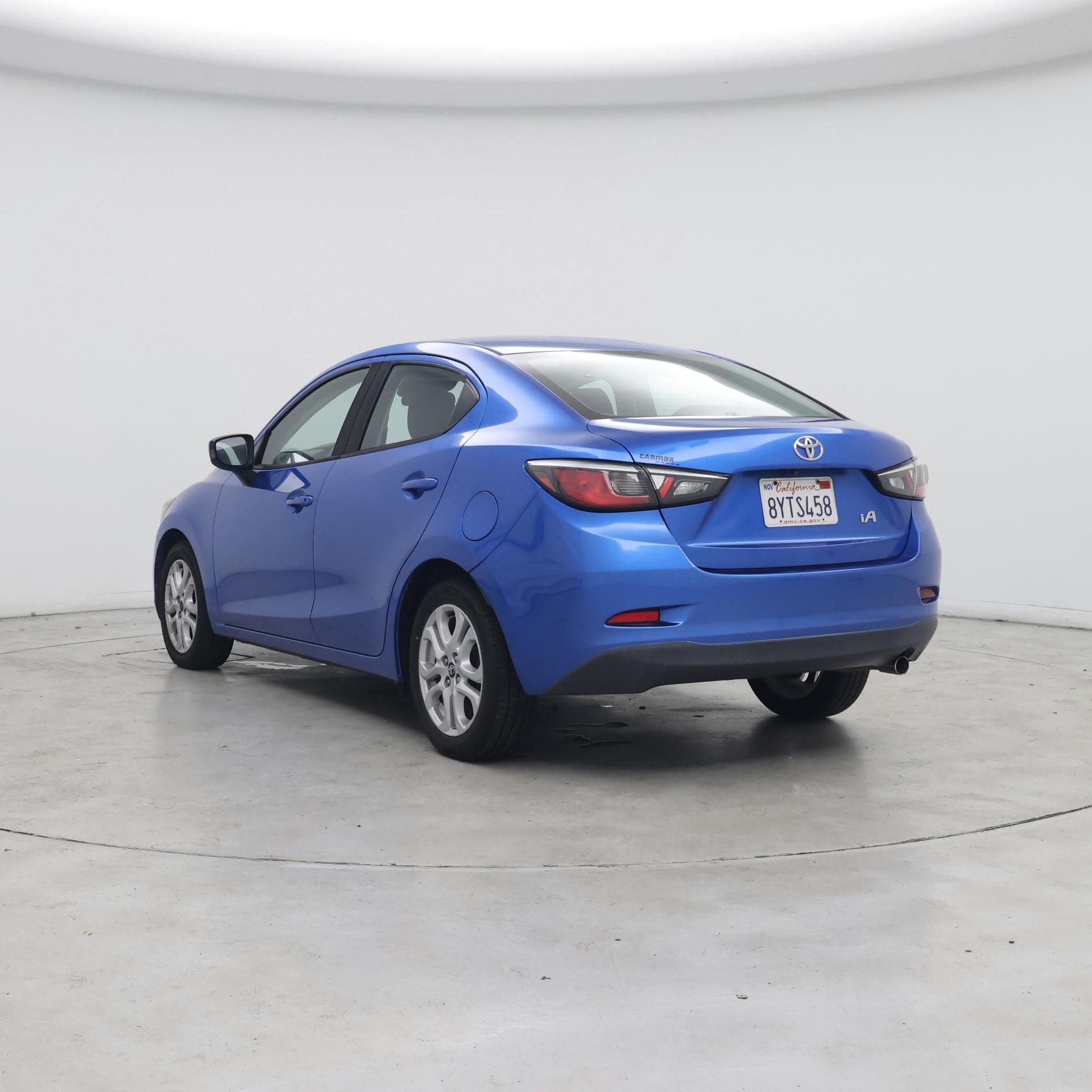 Thumbnail: 2017 Toyota Yaris iA - 2