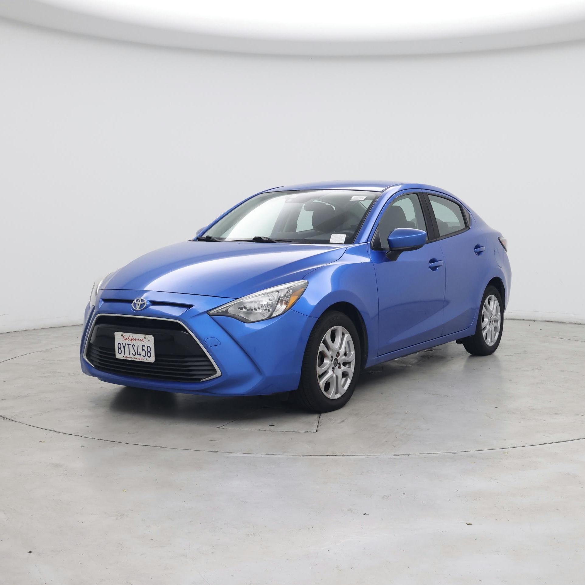 Thumbnail: 2017 Toyota Yaris iA - 4