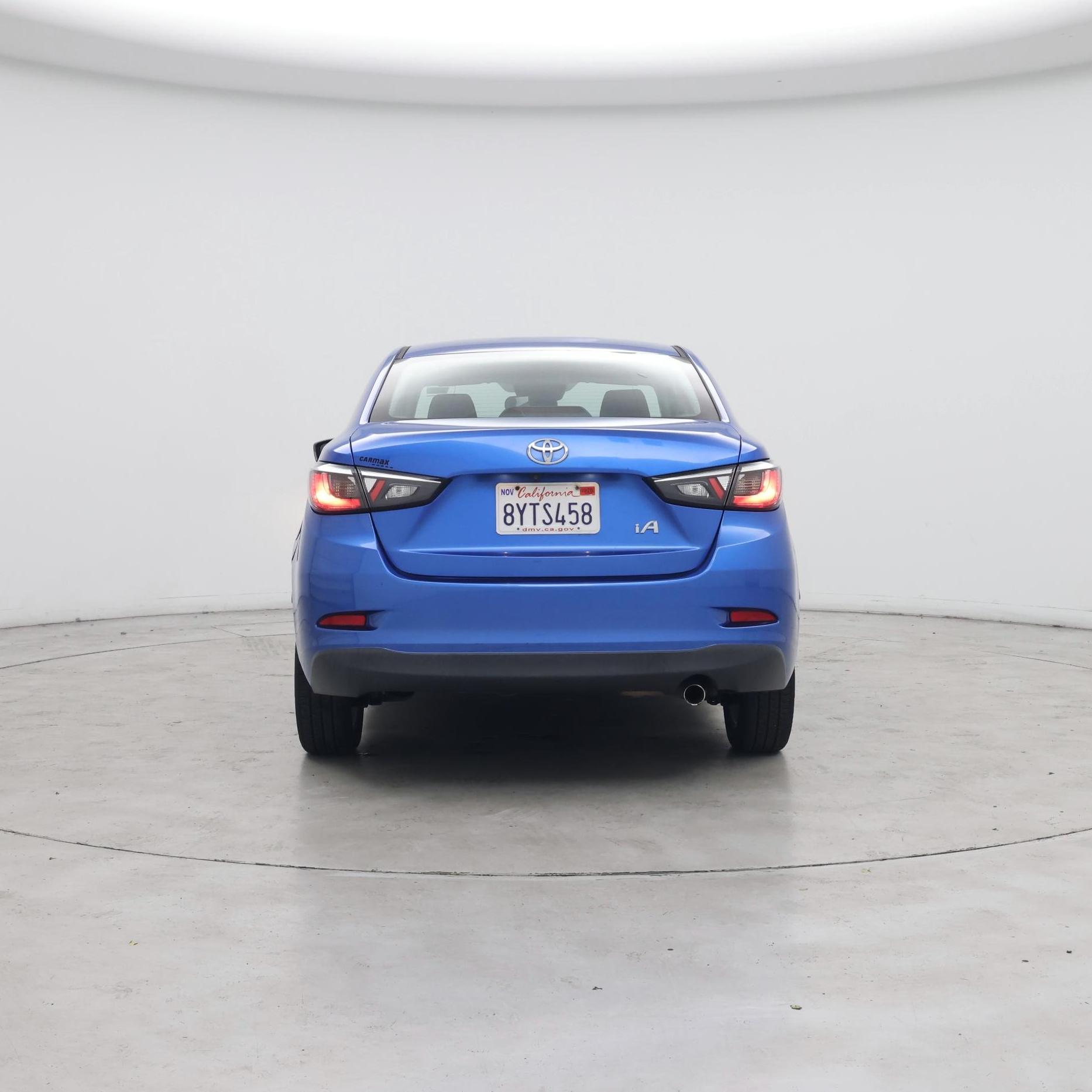 Thumbnail: 2017 Toyota Yaris iA - 6